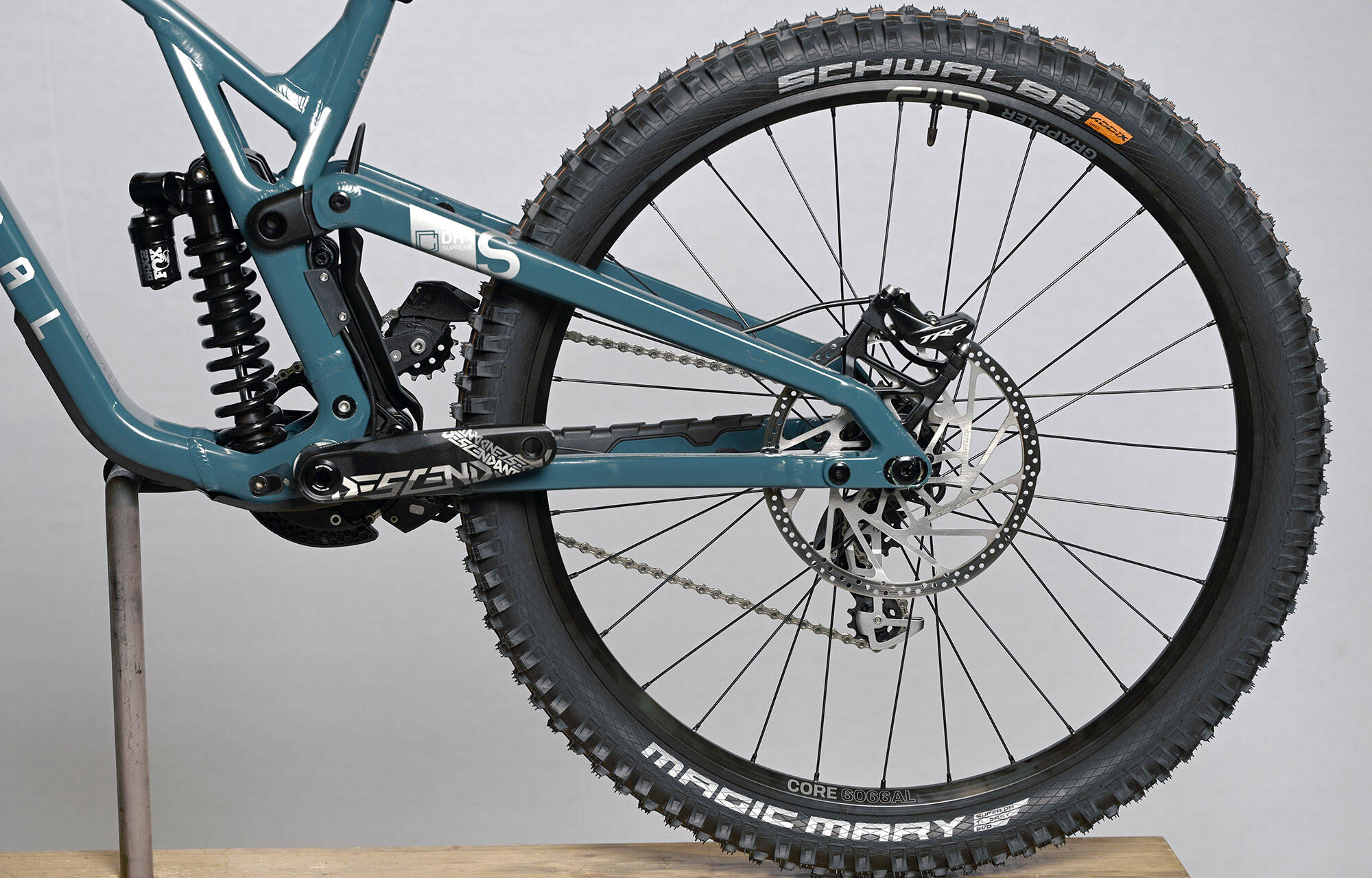COMMENCAL SUPREME DH V5 ESSENTIAL AQUA BLUE - M (23150102) image large number 3
