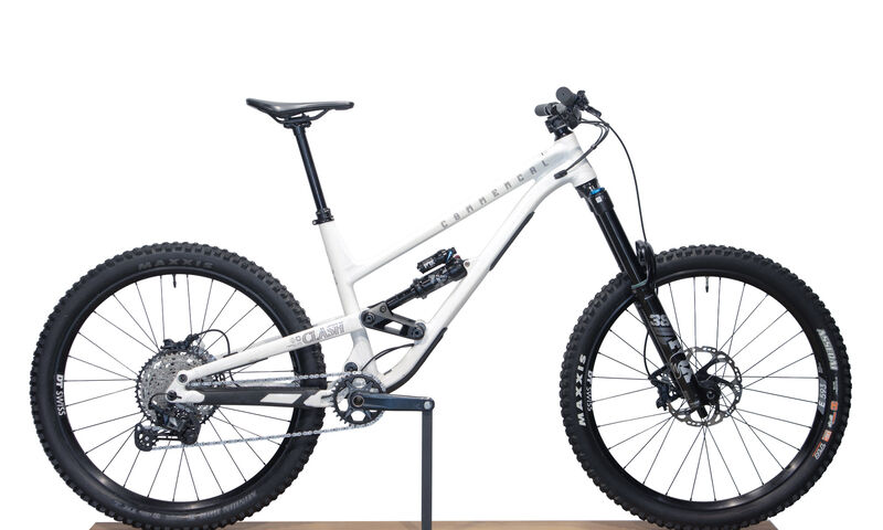 COMMENCAL CLASH ESSENTIAL PURE WHITE - L (24135703)