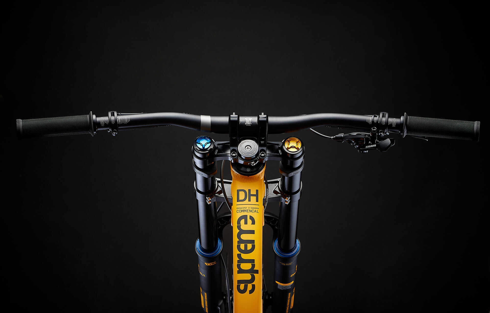 COMMENCAL SUPREME DH V5 OHLINS EDITION YELLOW image large number 4