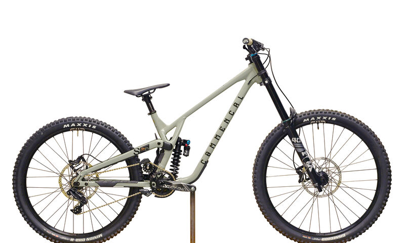 COMMENCAL SUPREME DH V5 ESSENTIAL HERITAGE GREEN - L (22150803)
