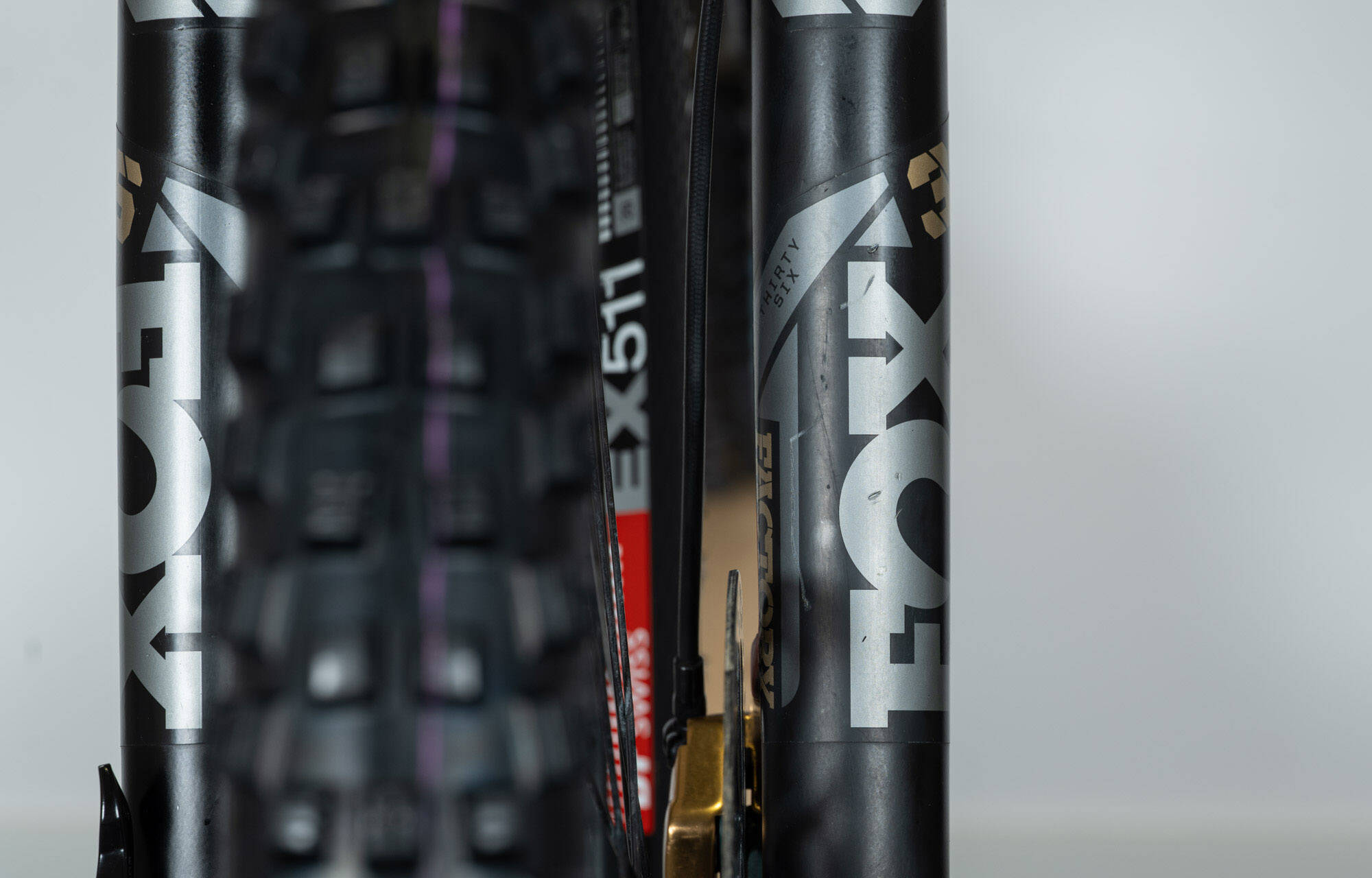 COMMENCAL META V5 T-TYPE GLITTERY BLACK ALC - L (23100043) image large number 14