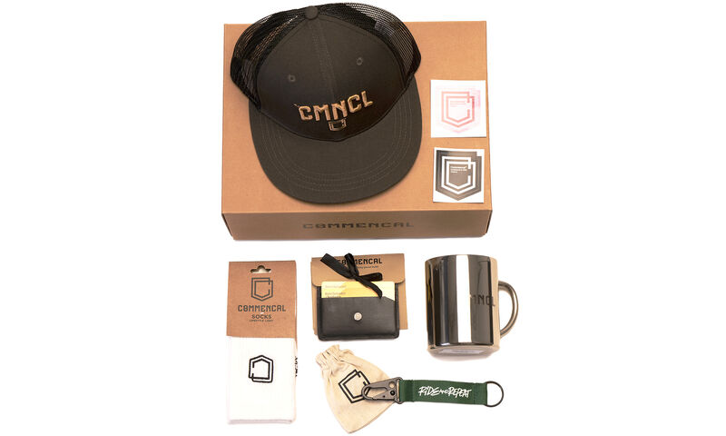 GOODIES GIFT BOX