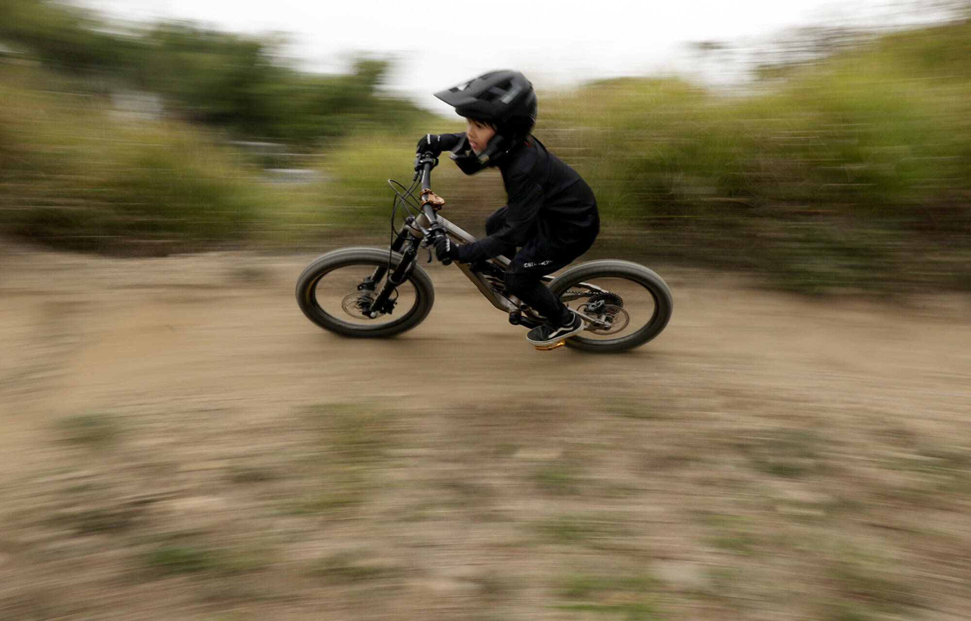 COMMENCAL KIDS LIGHTECH LONG SLEEVE JERSEY BTS BLACK image large number 5
