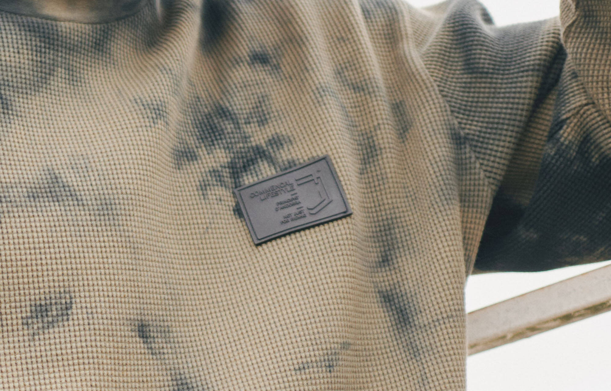 SUDADERA COMMENCAL LOOSE FIT TIE DYE GREEN image large number 3