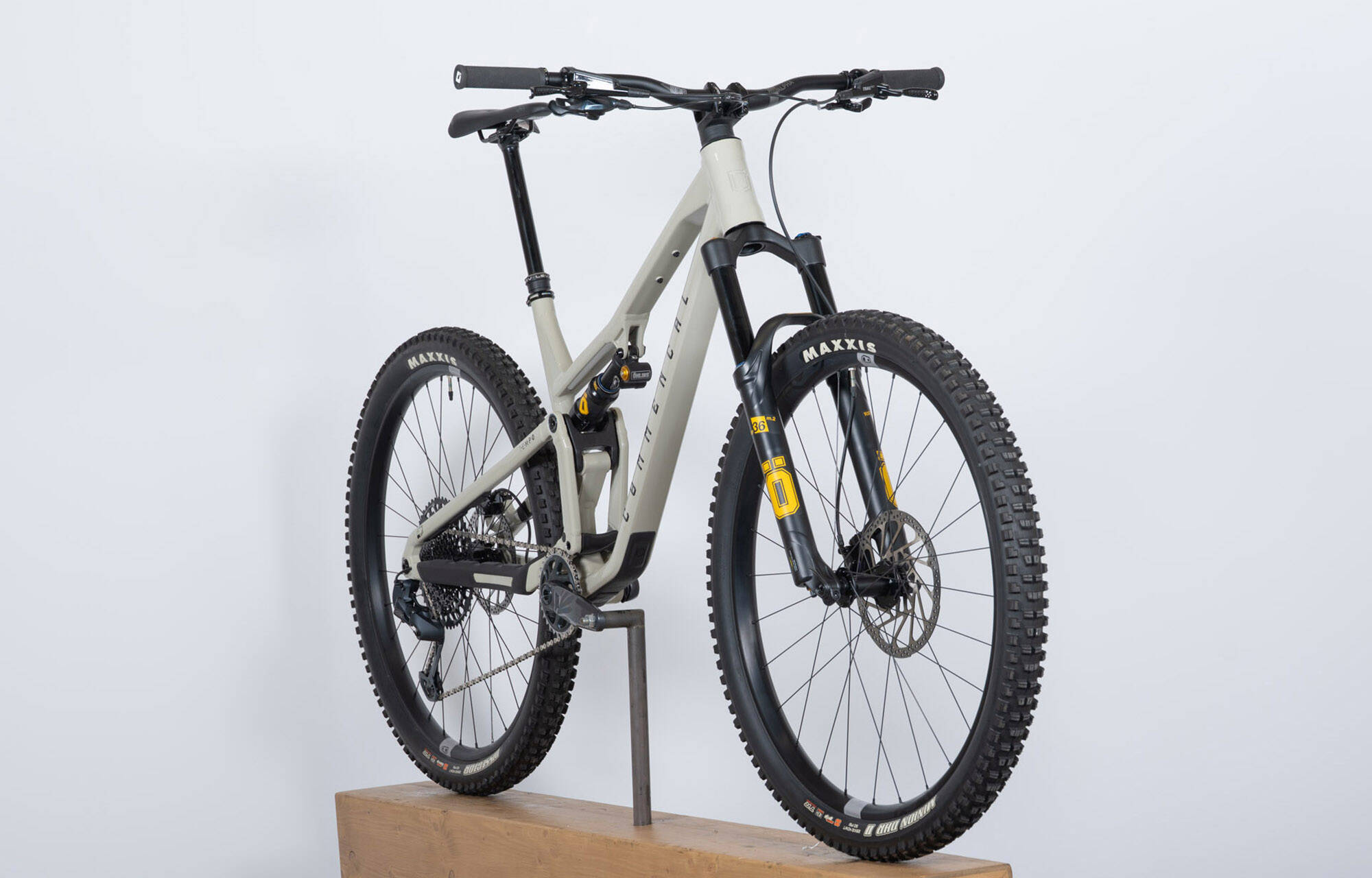 COMMENCAL T.E.M.P.O. OHLINS EDITION CHALK - XL (22123904) image large number 2