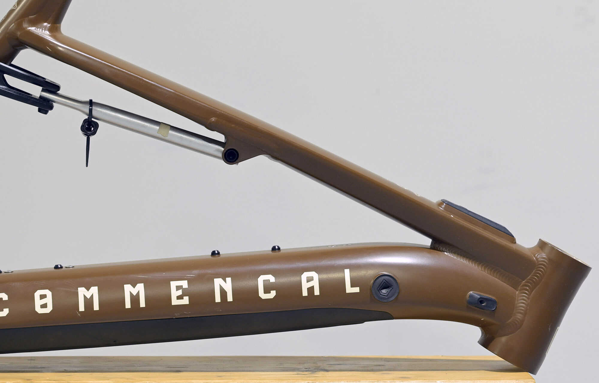 VIP FRAME COMMENCAL META POWER TR BOSCH CHOCOLATE - L (23280503) 1132 km image large number 1