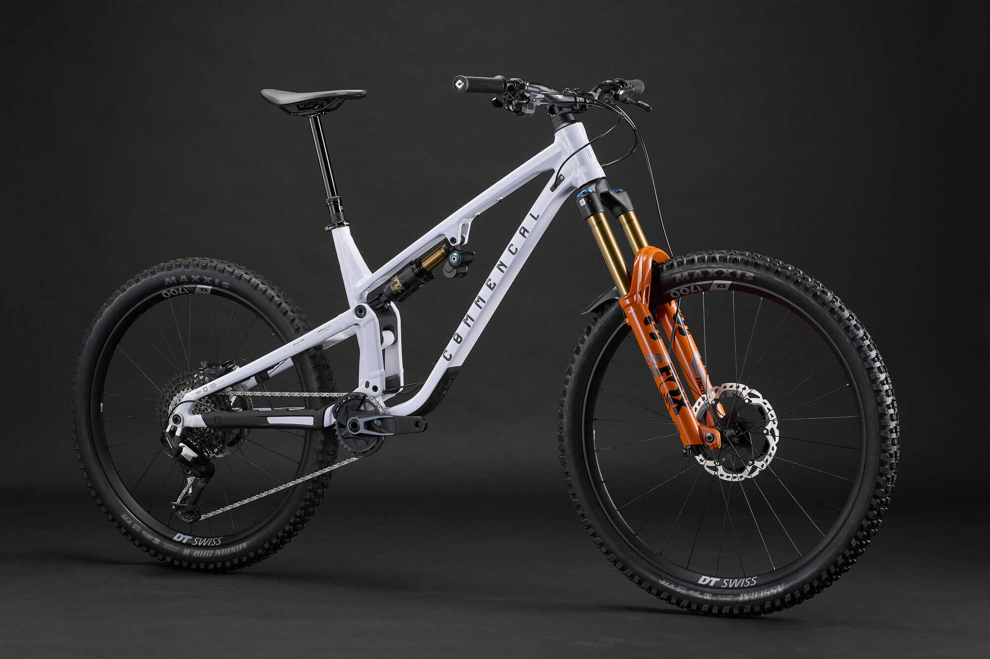 COMMENCAL META SX V5 SIGNATURE PURE WHITE 2026 image large number 1