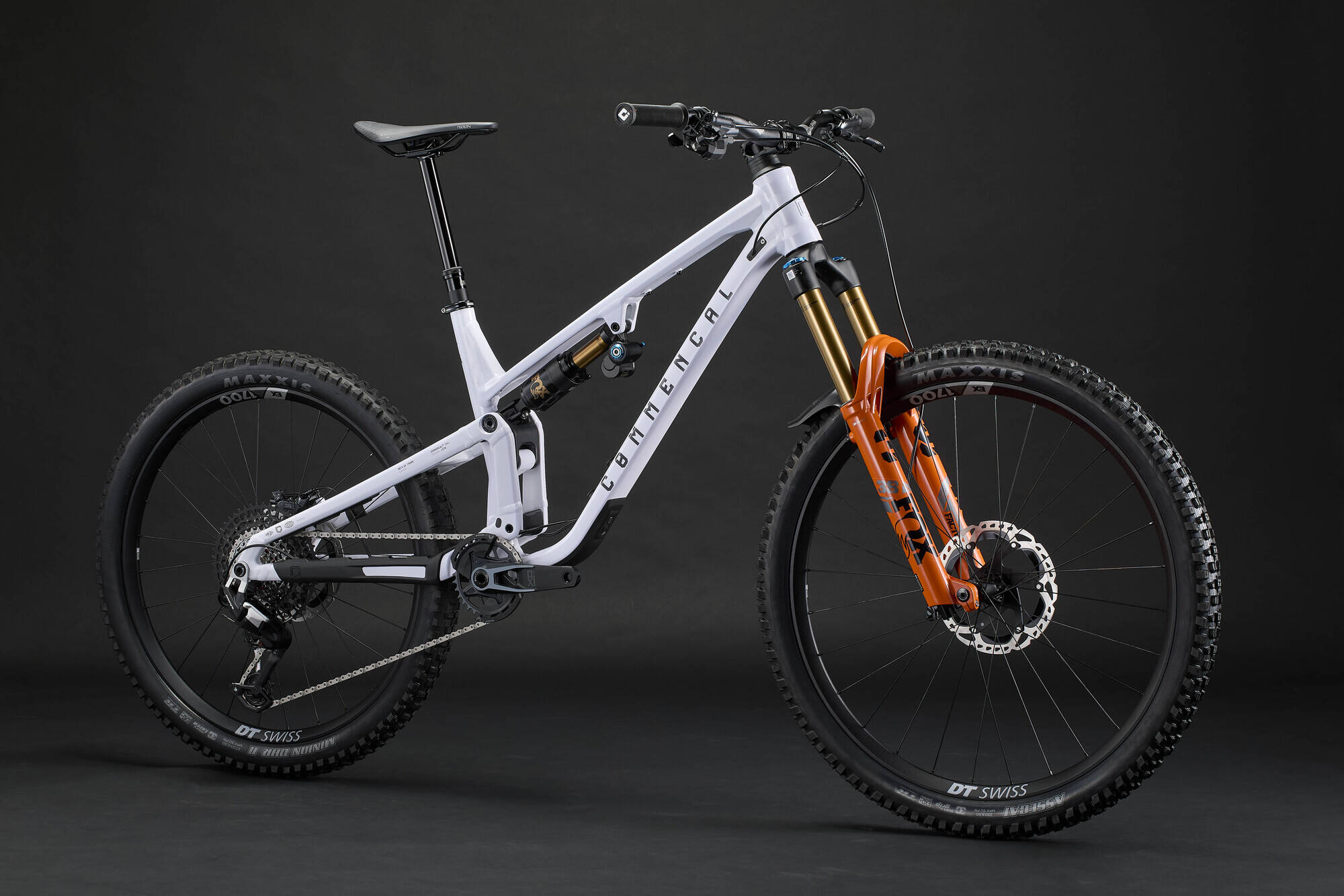 COMMENCAL META SX V5 SIGNATURE PURE WHITE 2026 image large number 1