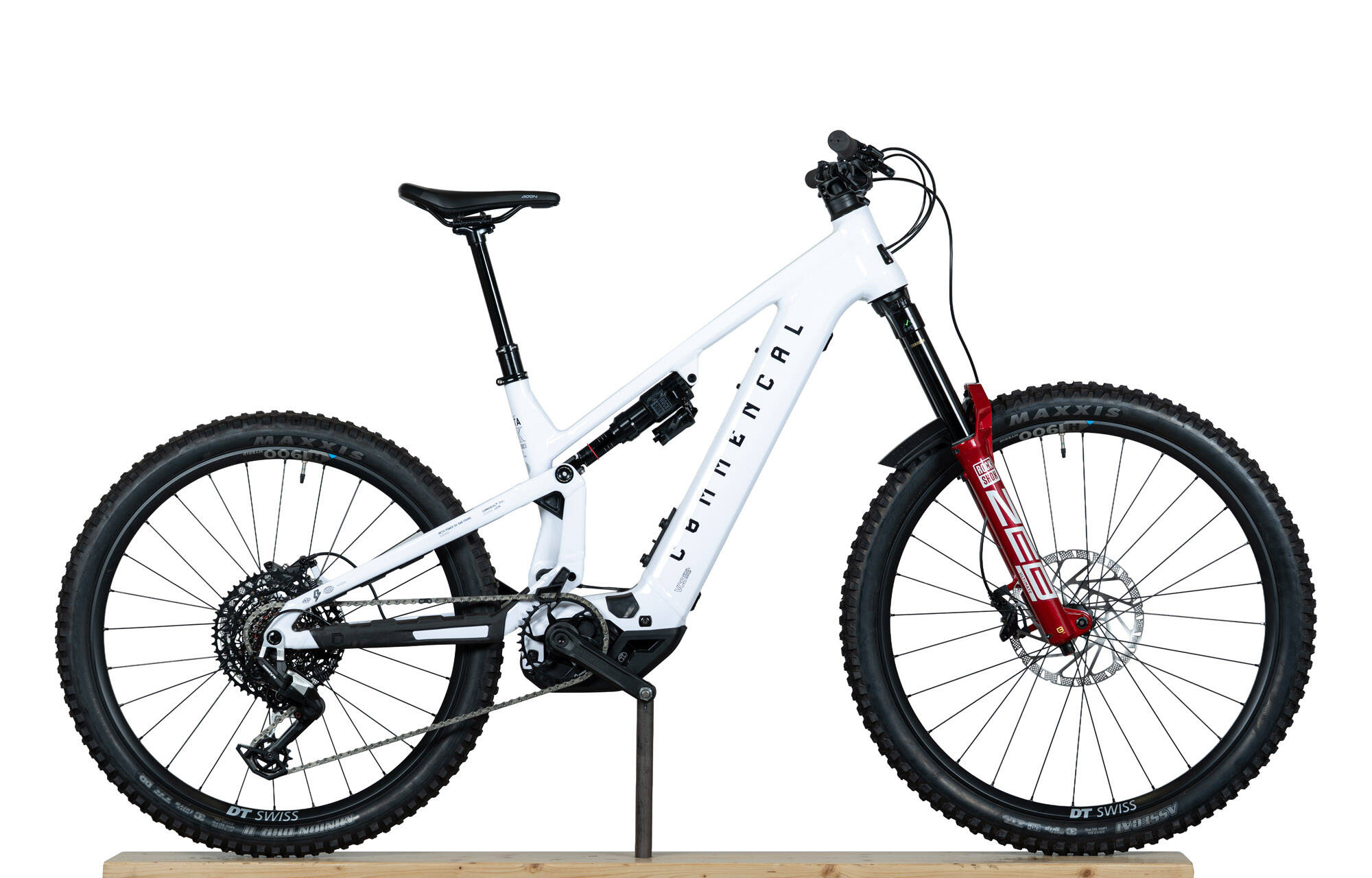 COMMENCAL META POWER SX 800 ROCKSHOX PURE WHITE - M (25180102) 1 km image number null