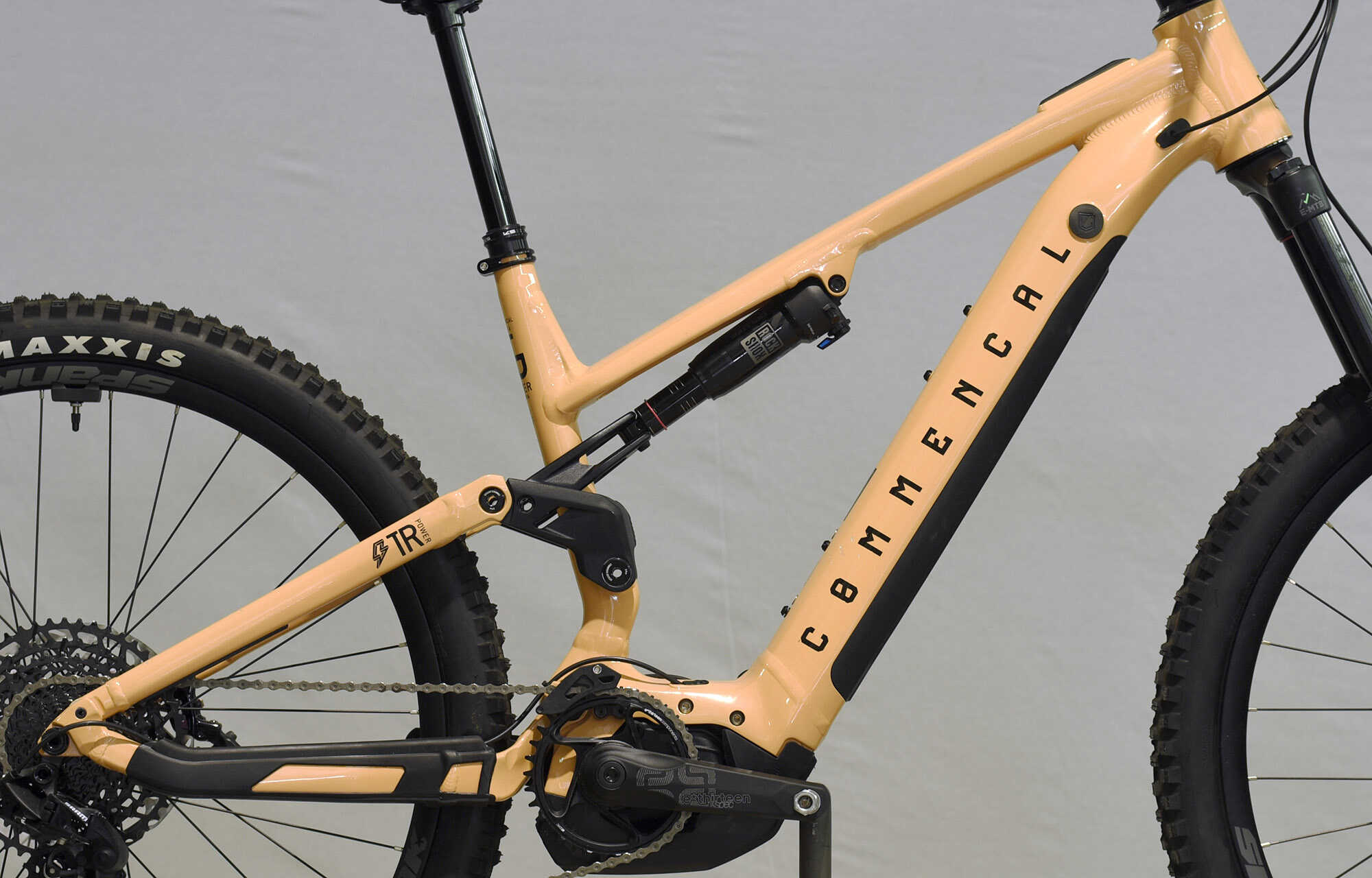 COMMENCAL META POWER TR BOSCH RIDE PEACH - L (23181703) 8 km image large number 1
