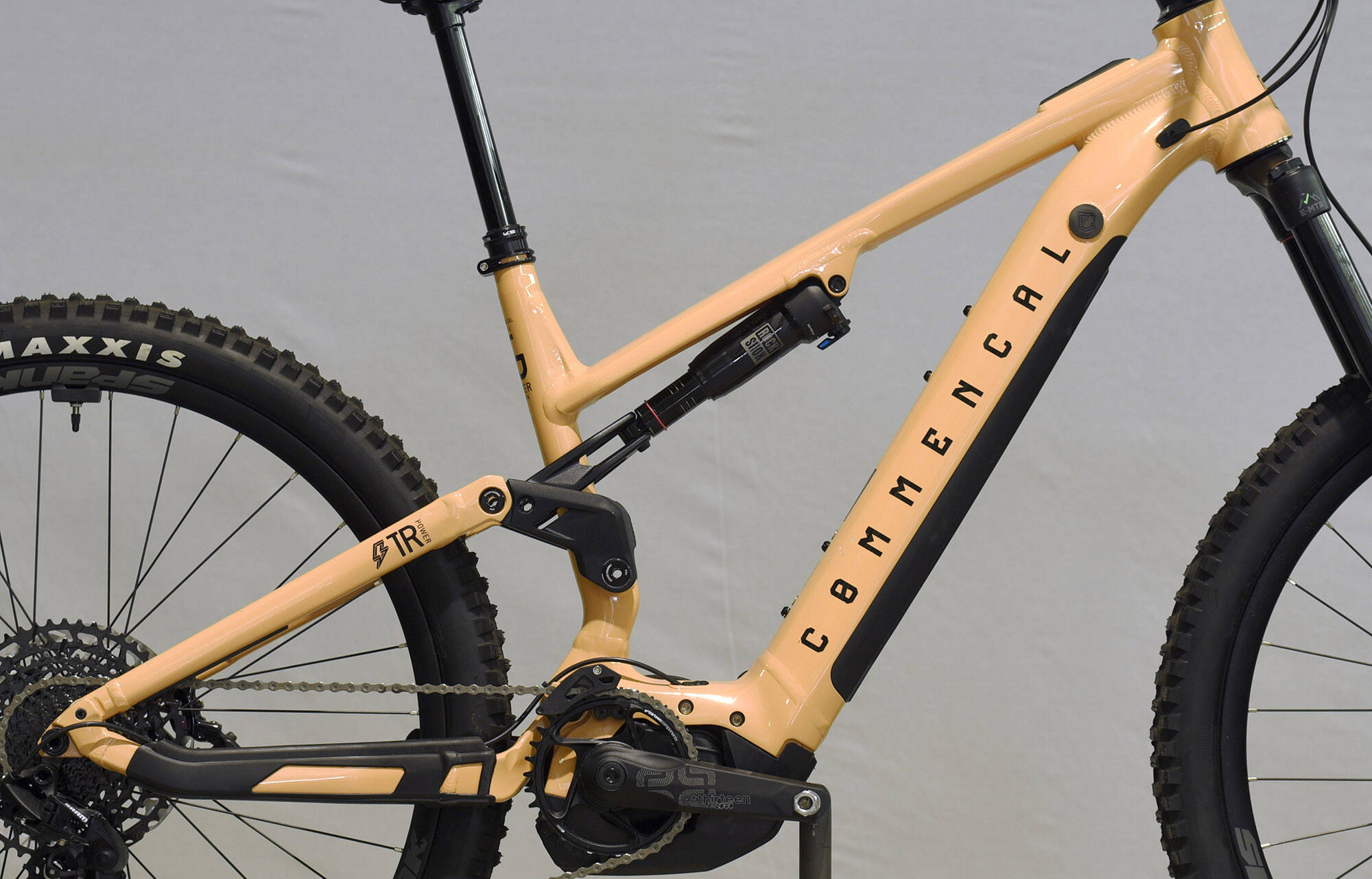 COMMENCAL META POWER TR BOSCH RIDE PEACH - L (23181703) 8 km image large number 1