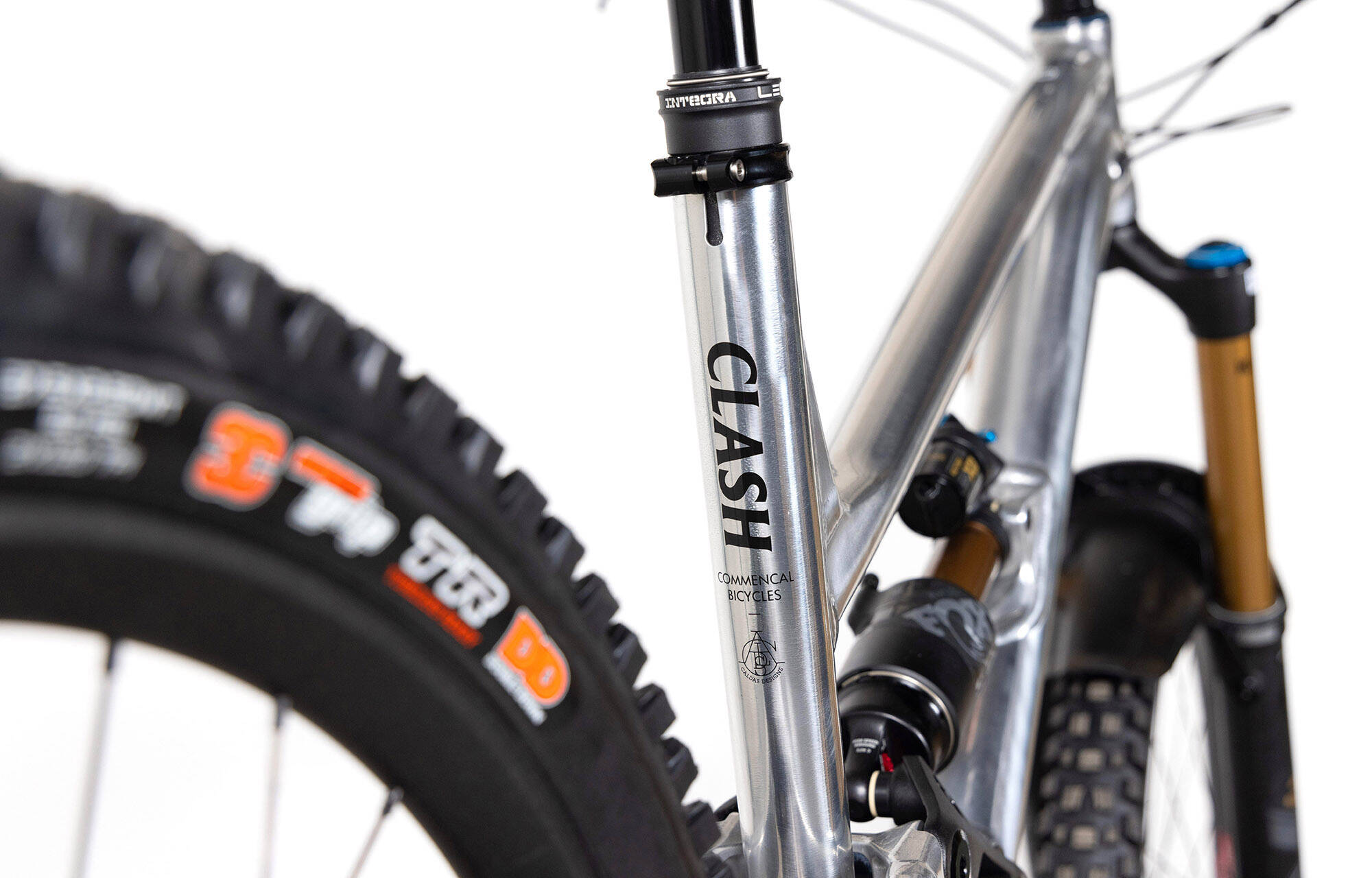 COMMENCAL CLASH ALC HIGH POLISHED image large number 6