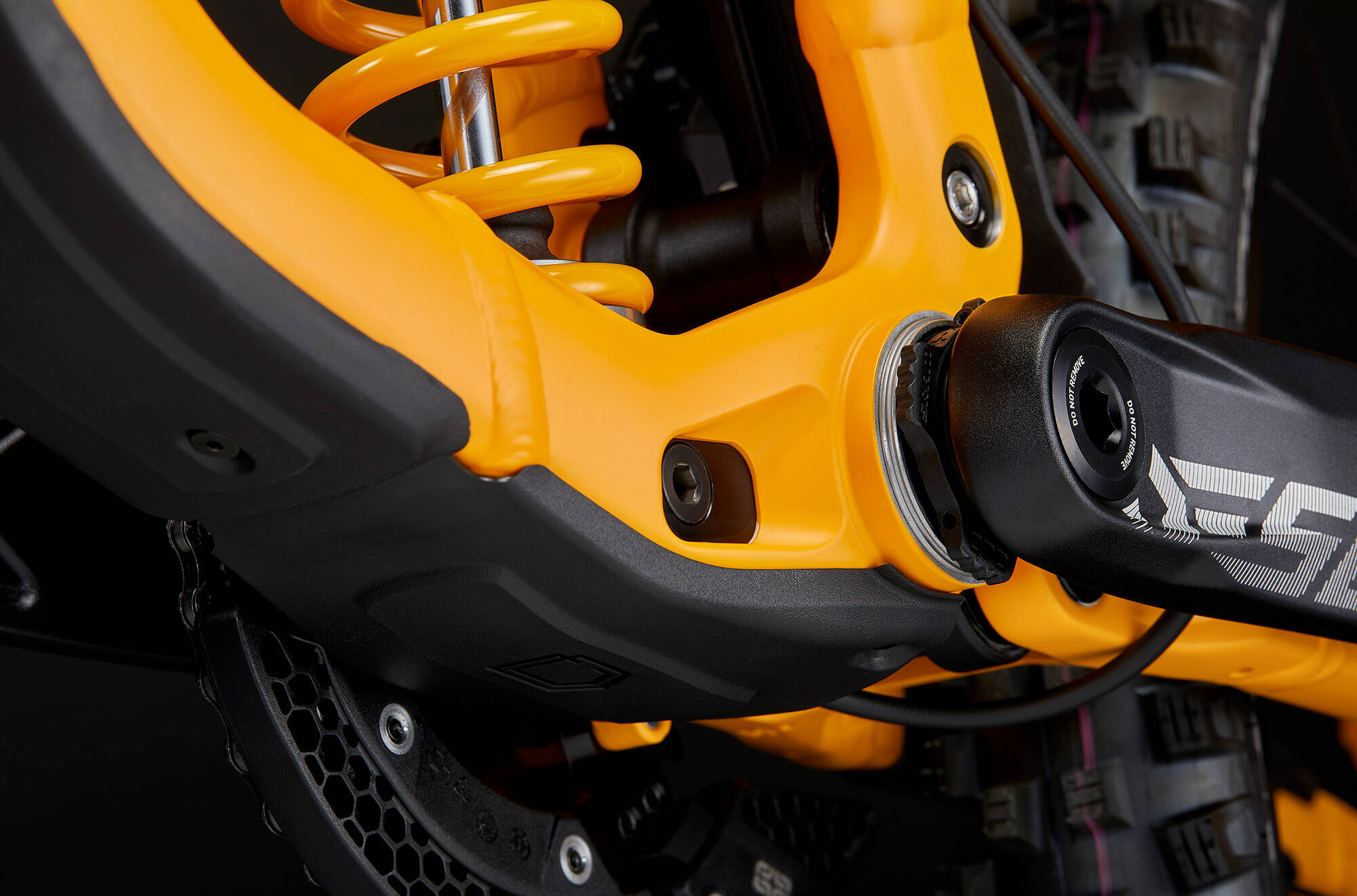COMMENCAL SUPREME DH V5 OHLINS EDITION YELLOW image large number 6