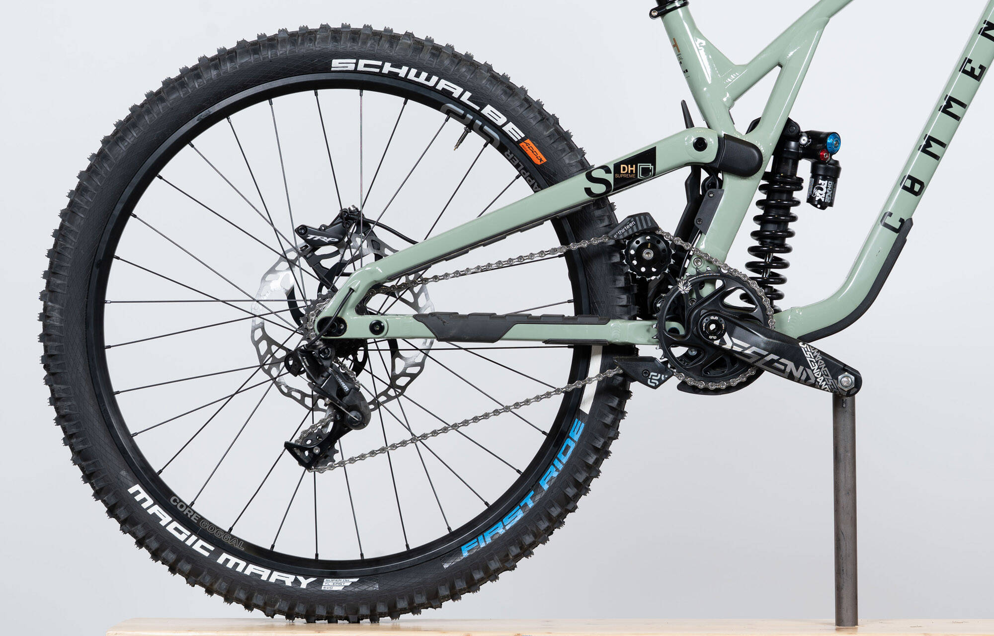 COMMENCAL SUPREME DH V5 ESSENTIAL HERITAGE GREEN - S (22150801) image large number 0