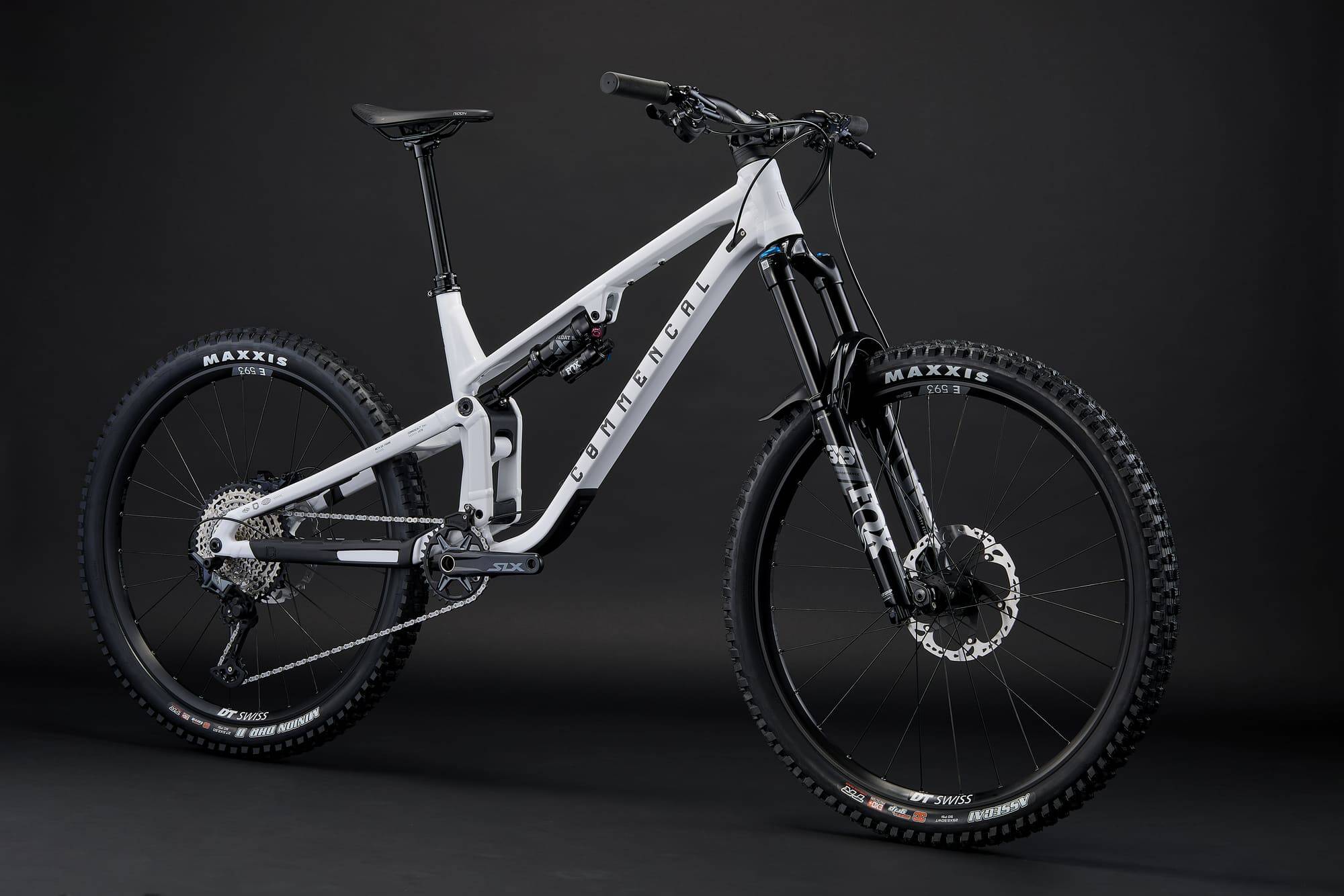 COMMENCAL META SX V5 ESSENTIAL PURE WHITE 2026 image large number 1