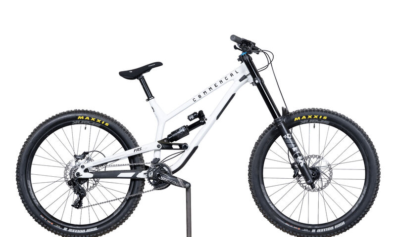 COMMENCAL FRS ESSENTIAL PURE WHITE - M (23150502)