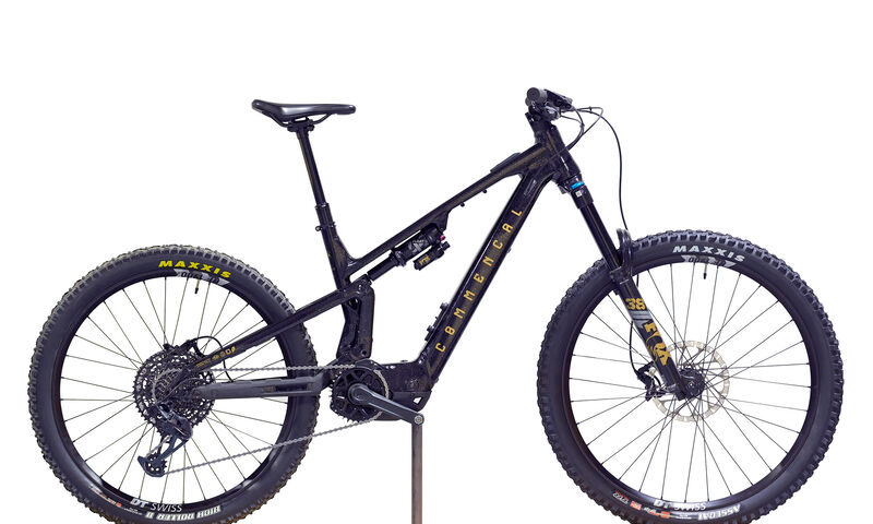 COMMENCAL META POWER SX 400 ESSENTIAL - M (24182392) 656 km
