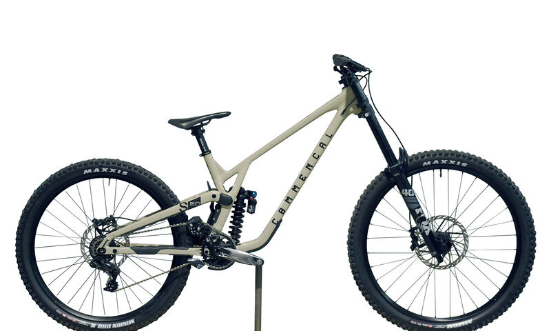 COMMENCAL SUPREME DH V5 ESSENTIAL CHALK - XL (22101026)