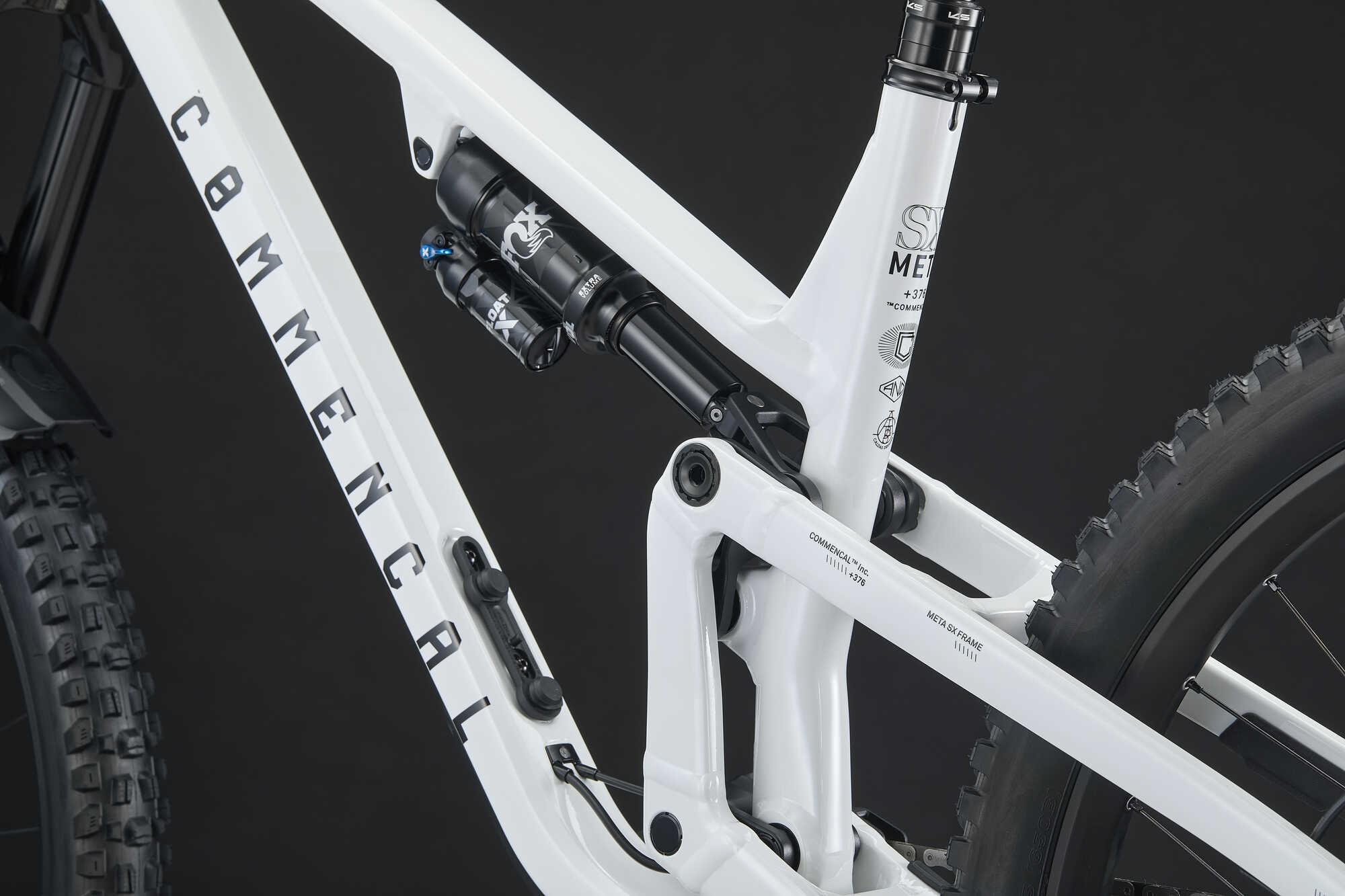 COMMENCAL META SX V5 ESSENTIAL PURE WHITE 2027 image large number 7