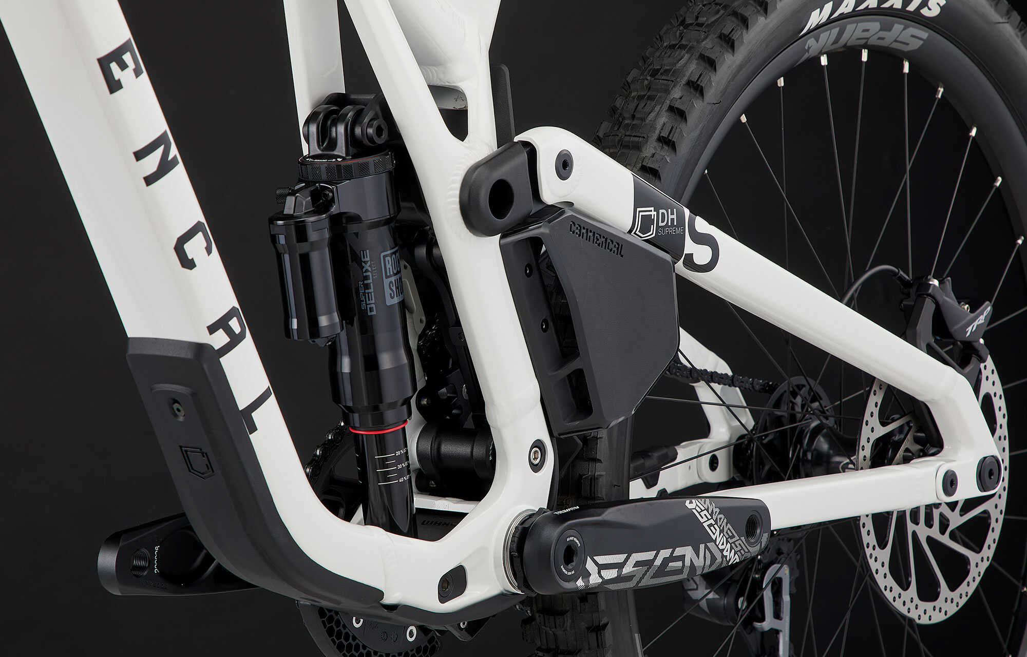 COMMENCAL SUPREME DH V5 XS PURE WHITE image large number 4