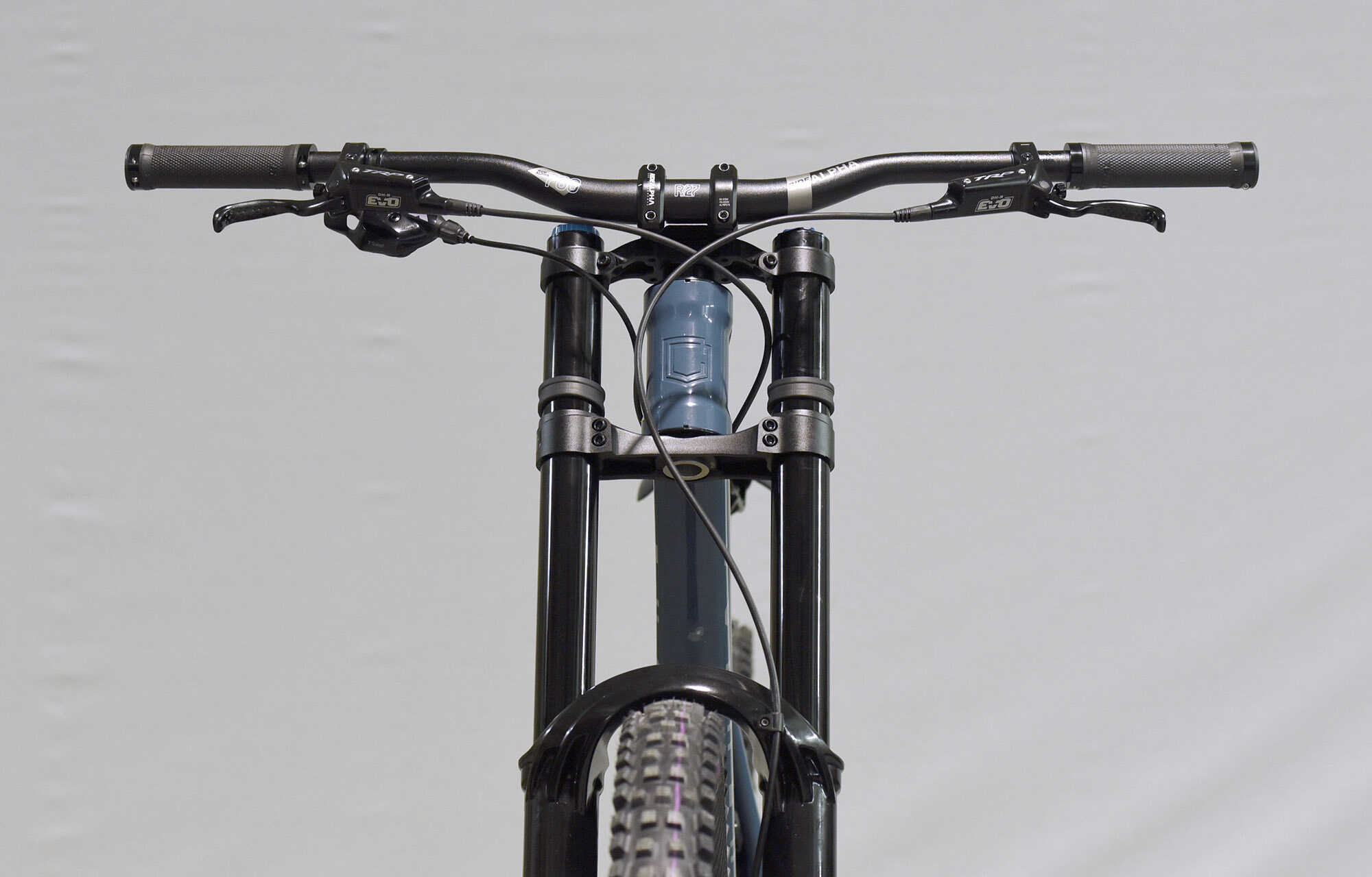 COMMENCAL SUPREME DH V5 ESSENTIAL AQUA BLUE - M (23150102) image large number 1