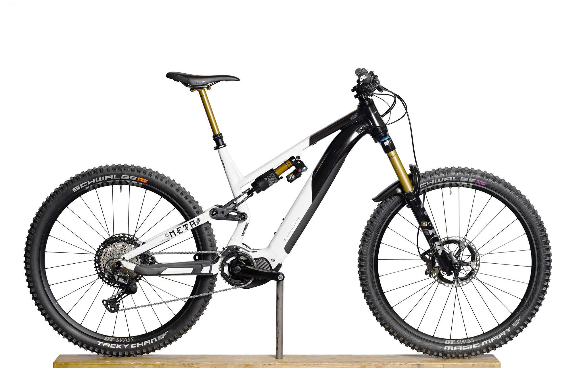 COMMENCAL META POWER AM SHIMANO SIGNATURE BLACK & WHITE - L (21180703) 1168 km image number null