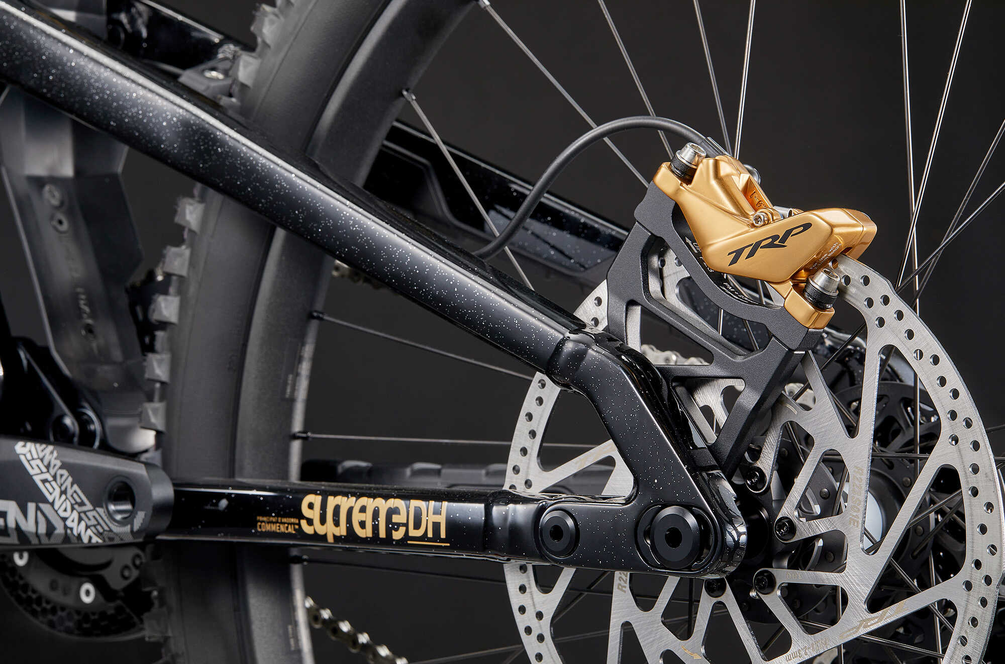 COMMENCAL SUPREME DH V5 SIGNATURE LTD GLITTERY BLACK 2025 image large number 9