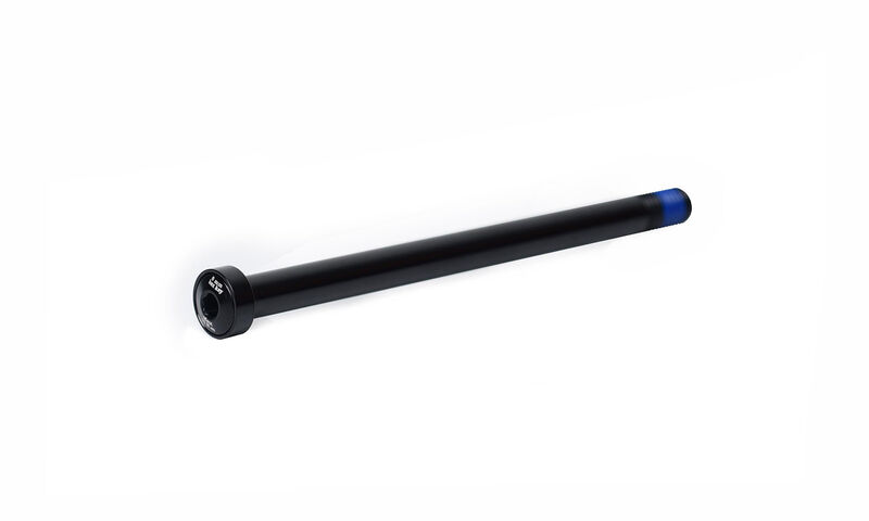 REAR WHEEL AXLE FCB