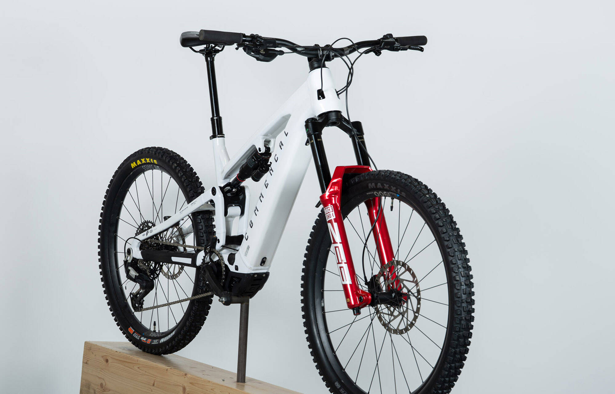 COMMENCAL META POWER SX 800 ROCKSHOX PURE WHITE - L (25180103) 773 km image large number 2