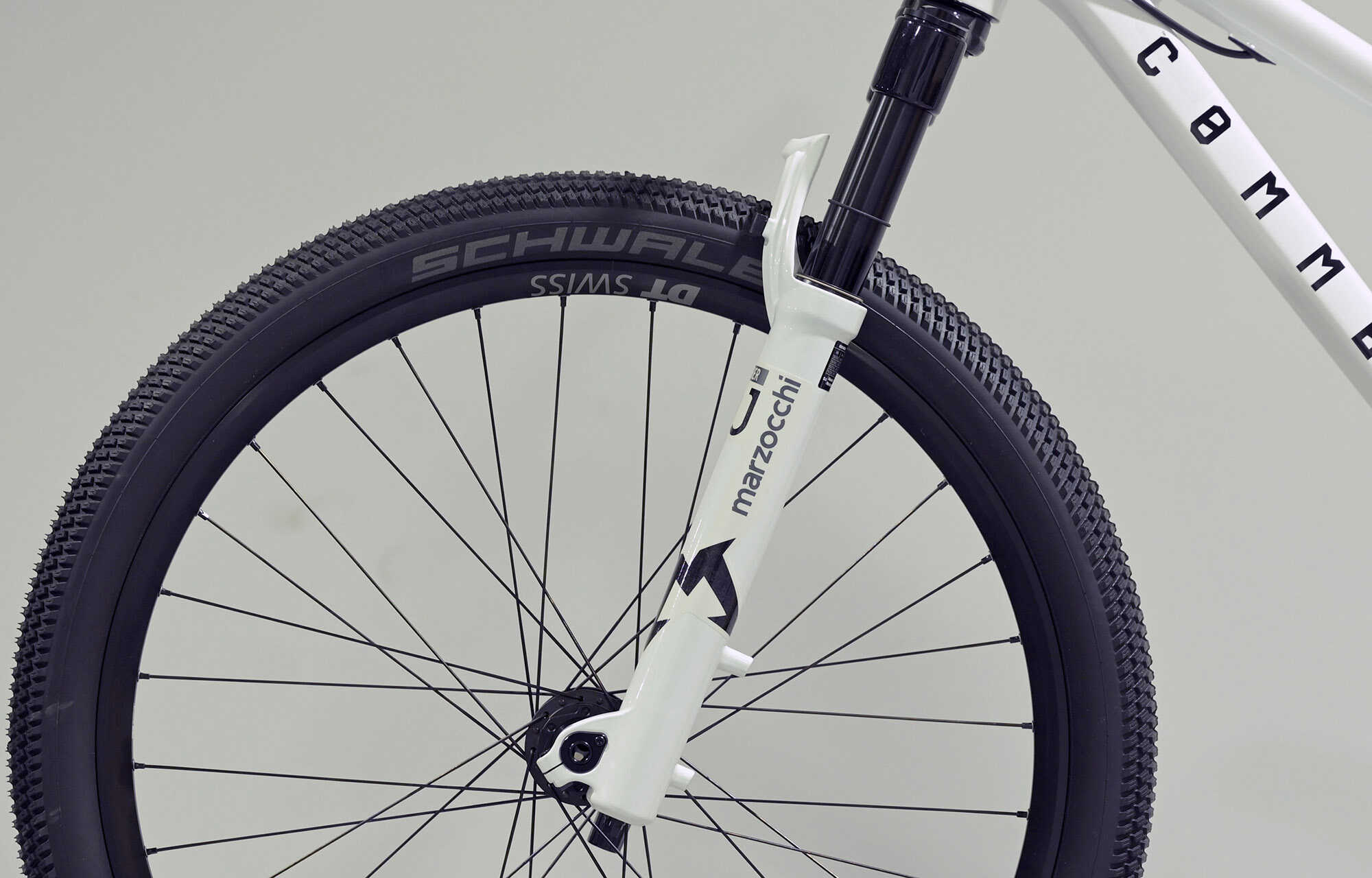 COMMENCAL ABSOLUT BOMBER PURE WHITE - M (25140302) image large number 6