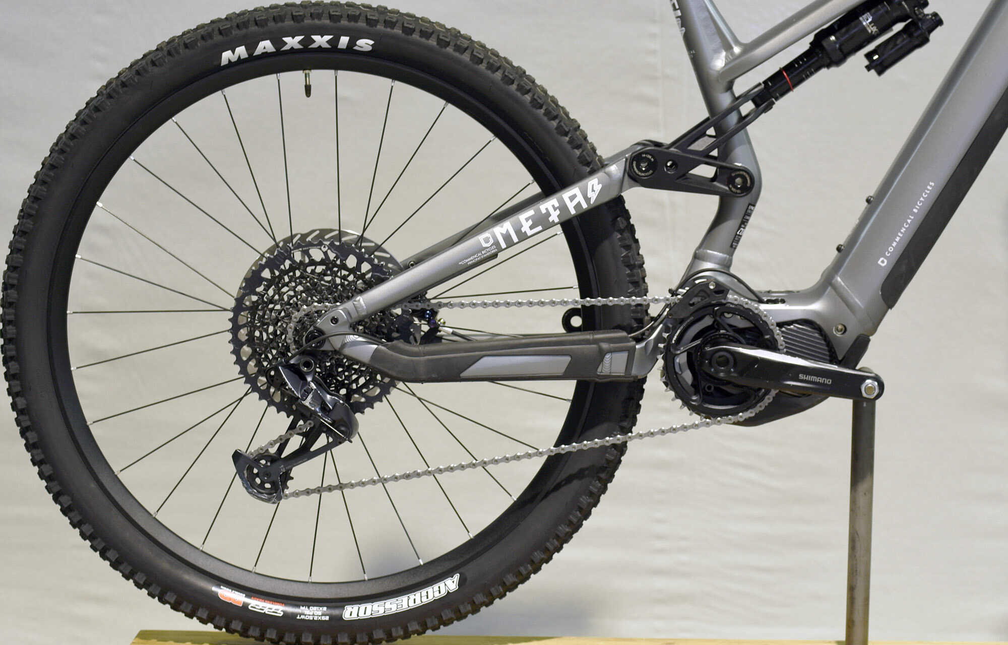 COMMENCAL META POWER AM SHIMANO TEAM GRAPHITE - L (21181403) 2352 km image large number 6