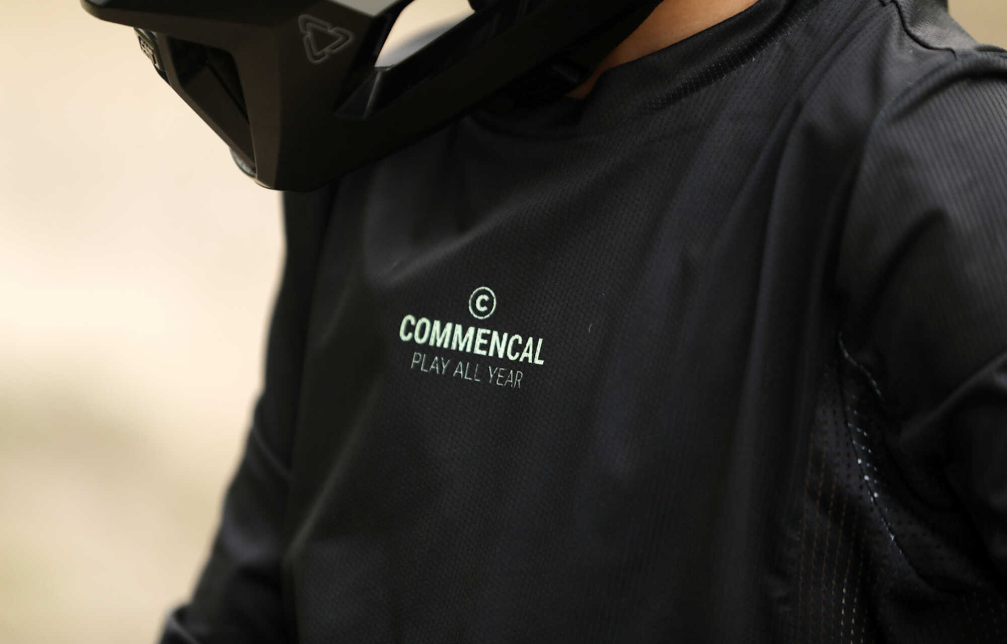 COMMENCAL KIDS LIGHTECH LONG SLEEVE JERSEY BTS BLACK image large number 1