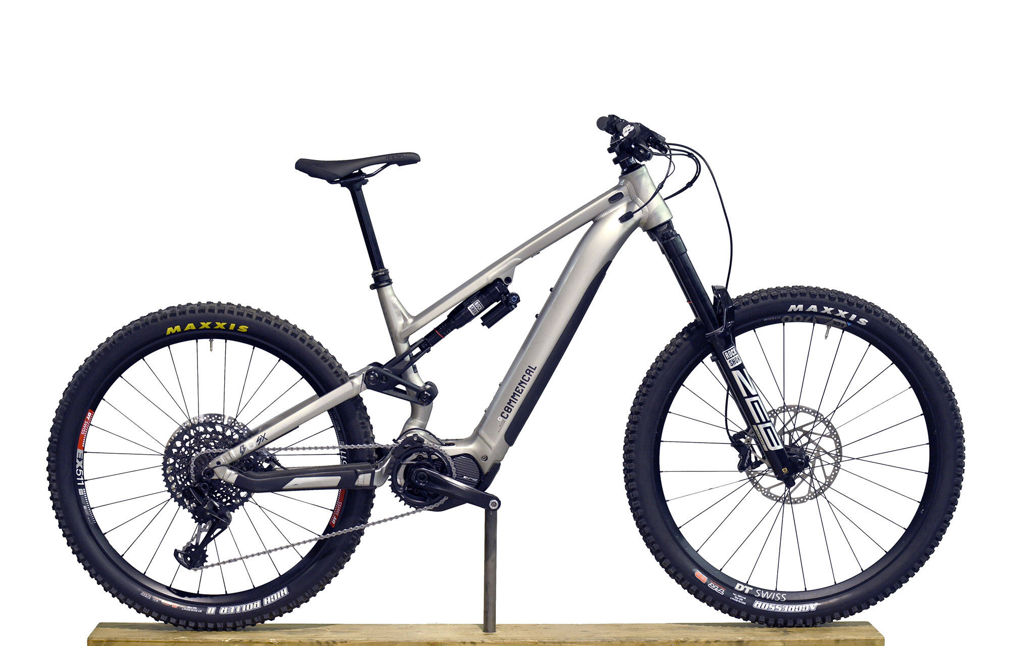 COMMENCAL META POWER SX SHIMANO RACE SILVER - M (22180702) 2252 km image number null
