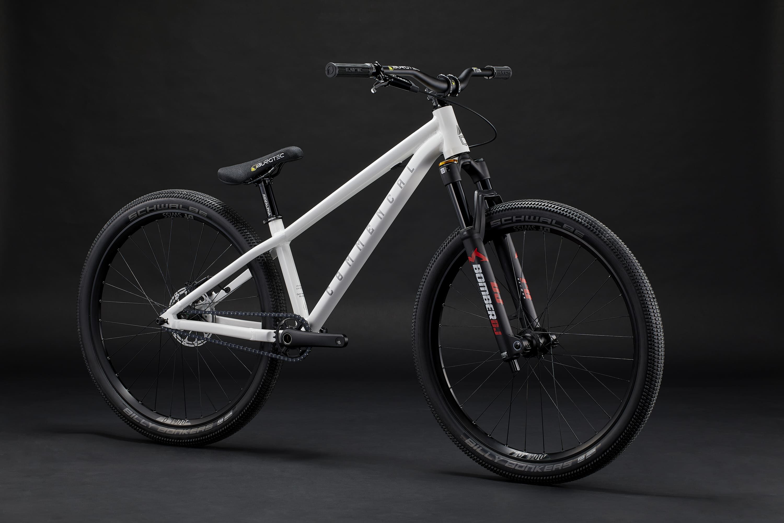COMMENCAL Absolut Bomber Black Pure White - Ultimate Dirt Jump Bike