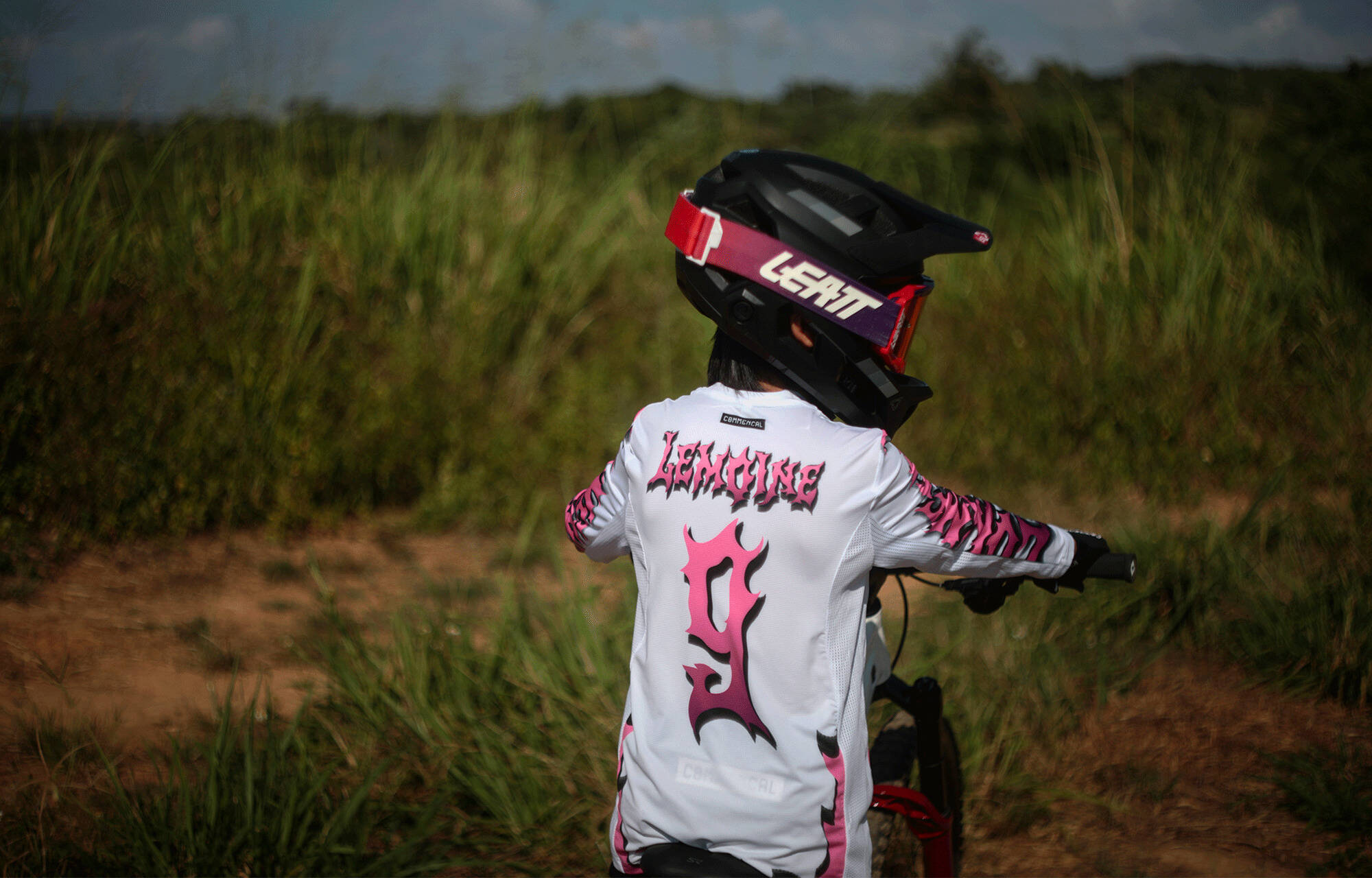 MAGLIA COMMENCAL KIDS LIGHTECH MANICHE LUNGHE RAMPAGE TOMAS LEMOINE image large number 6