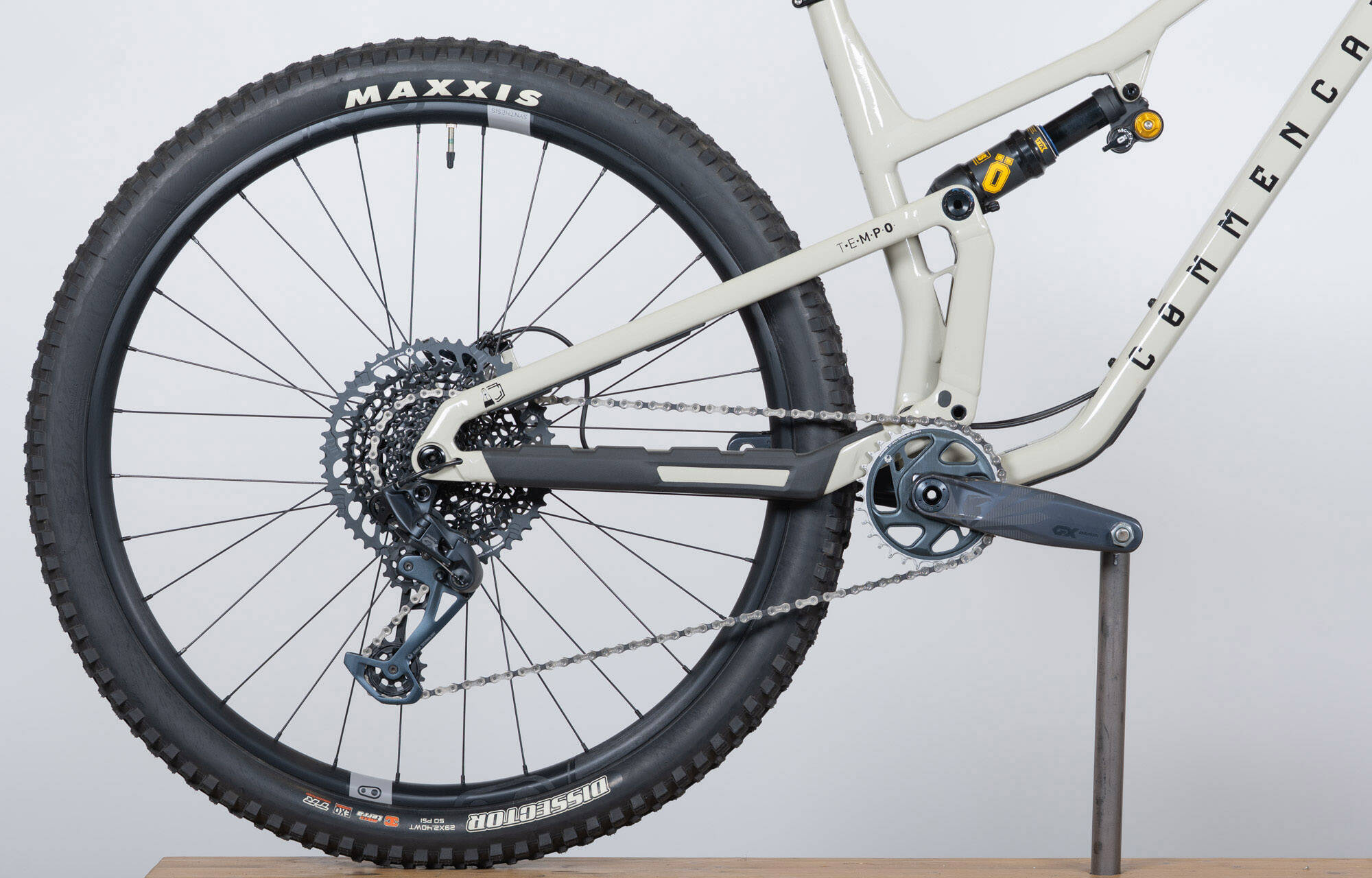 COMMENCAL T.E.M.P.O. OHLINS EDITION CHALK - XL (22123904) image large number 0