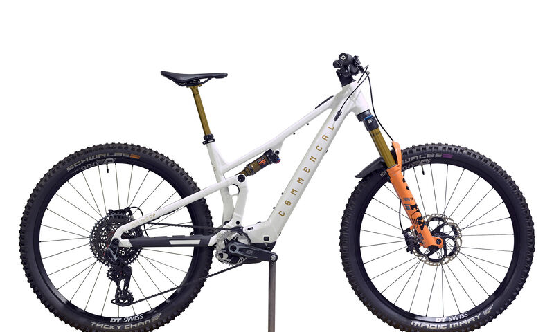 COMMENCAL T.E.M.P.O. POWER SIGNATURE AXS - M (24183142) 7 km