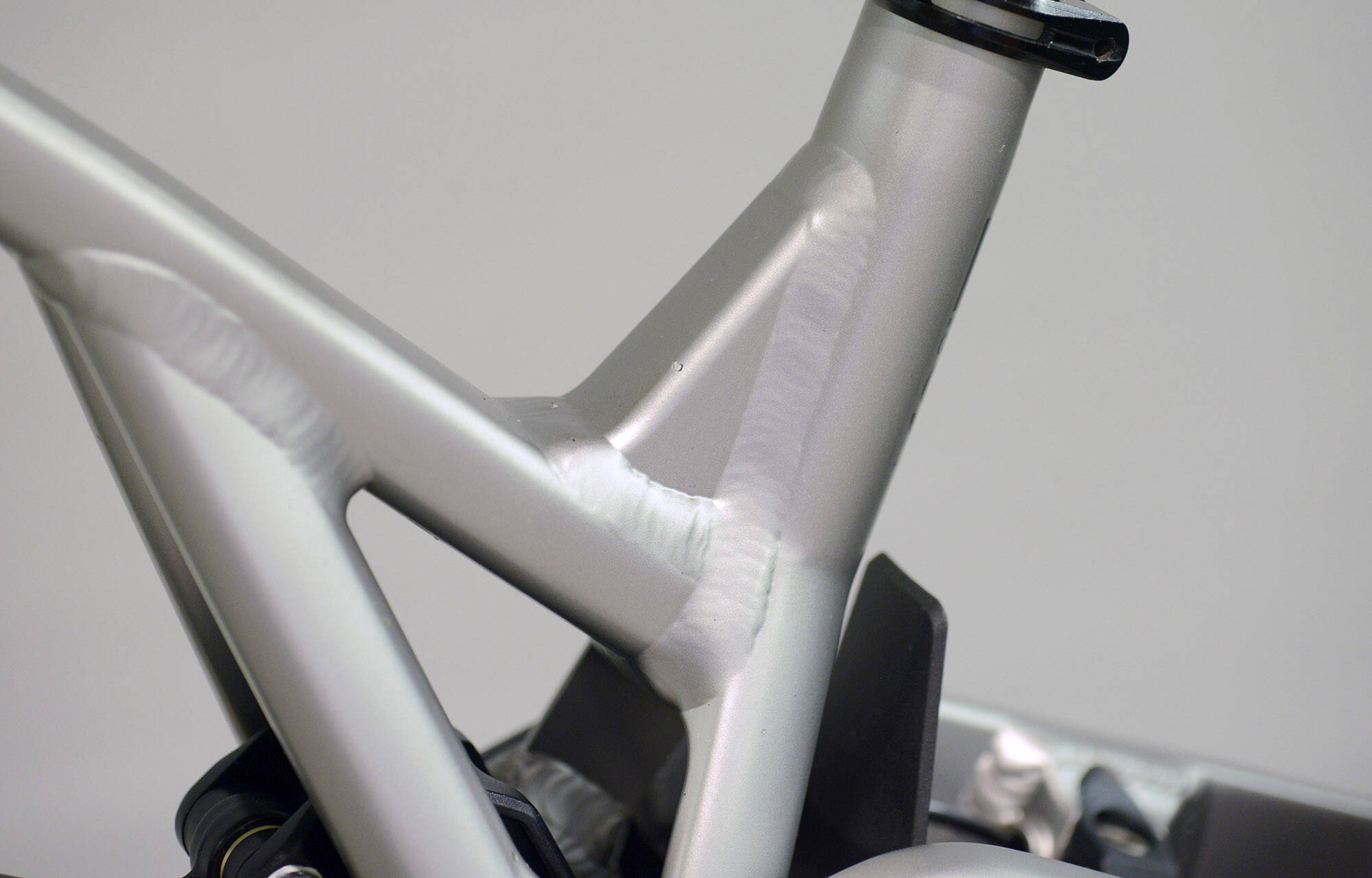 COMMENCAL SUPREME DH V5 ESSENTIAL SILVER - M (23150902) image large number 8