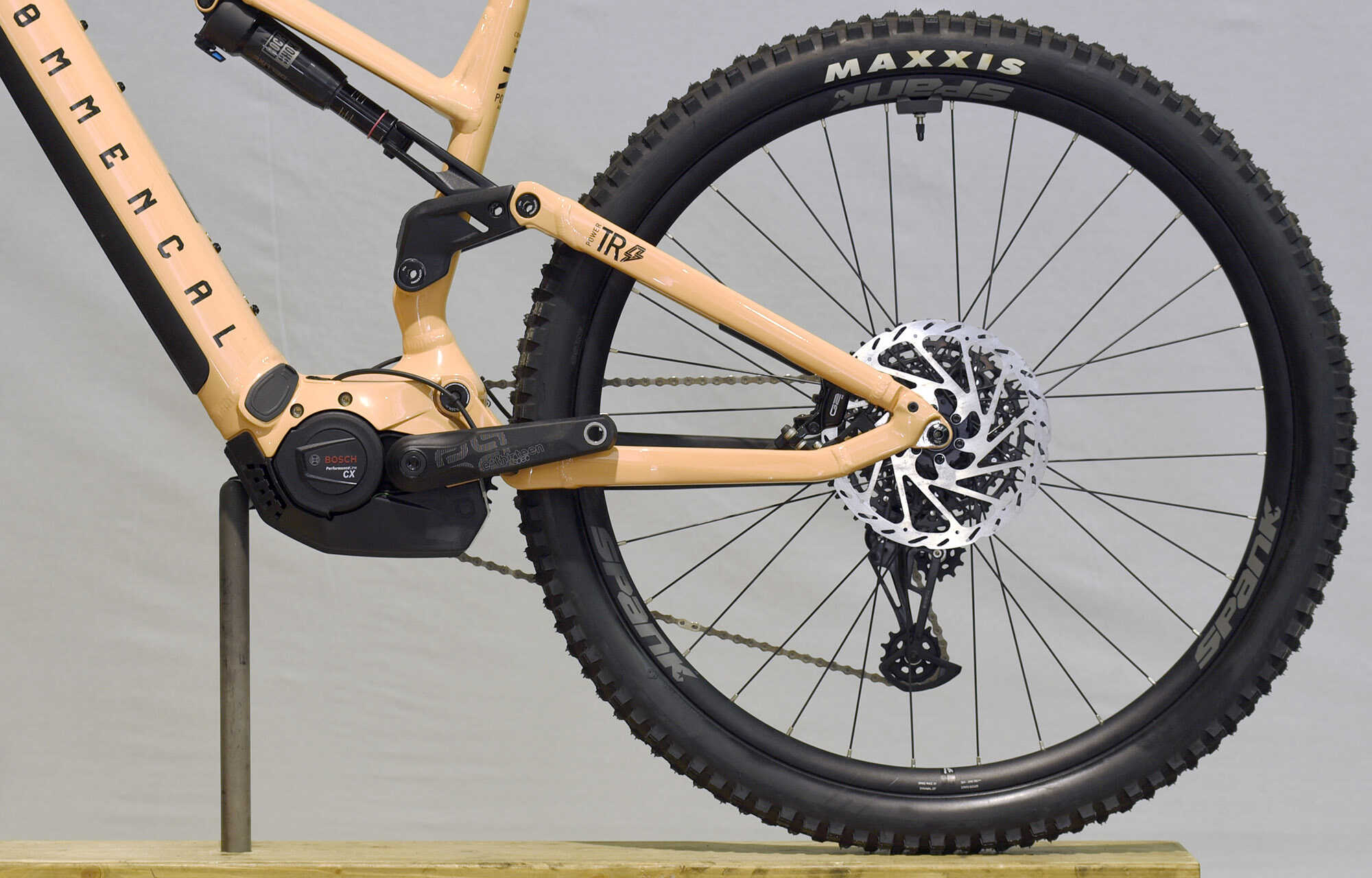 COMMENCAL META POWER TR BOSCH RIDE PEACH - L (23181703) 8 km image large number 5