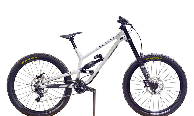 COMMENCAL FRS ESSENTIAL PURE WHITE - M (22151902)