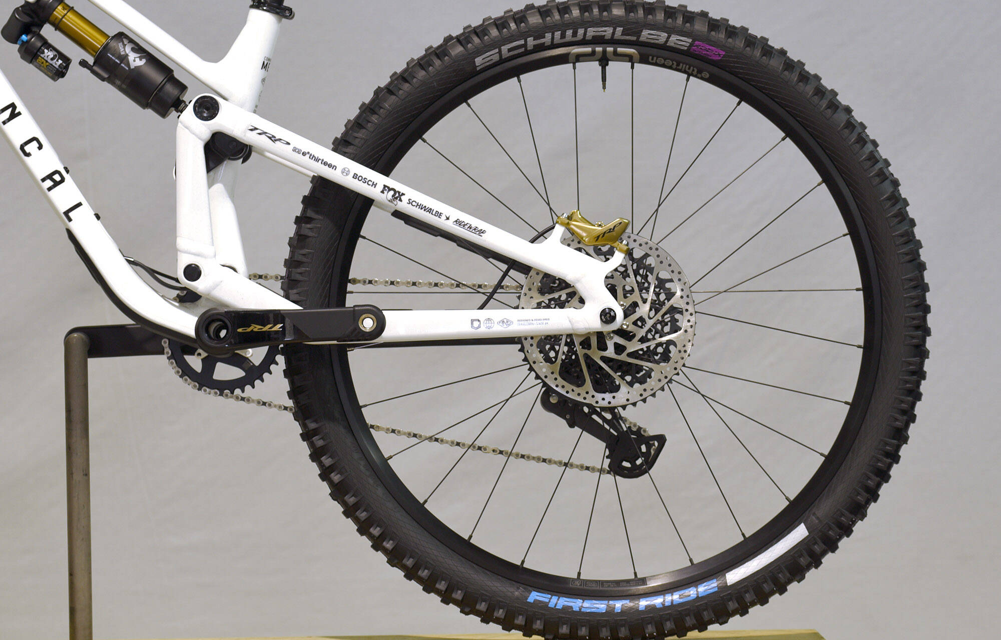 COMMENCAL META V5 CLEAR SILVER [COMMENCAL TEAM] ALC - S (24100019) image large number 5