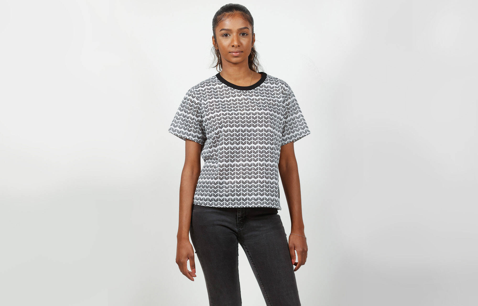 T-SHIRT COMMENCAL WOMEN MONOGRAM BLACK & WHITE image cover number 0