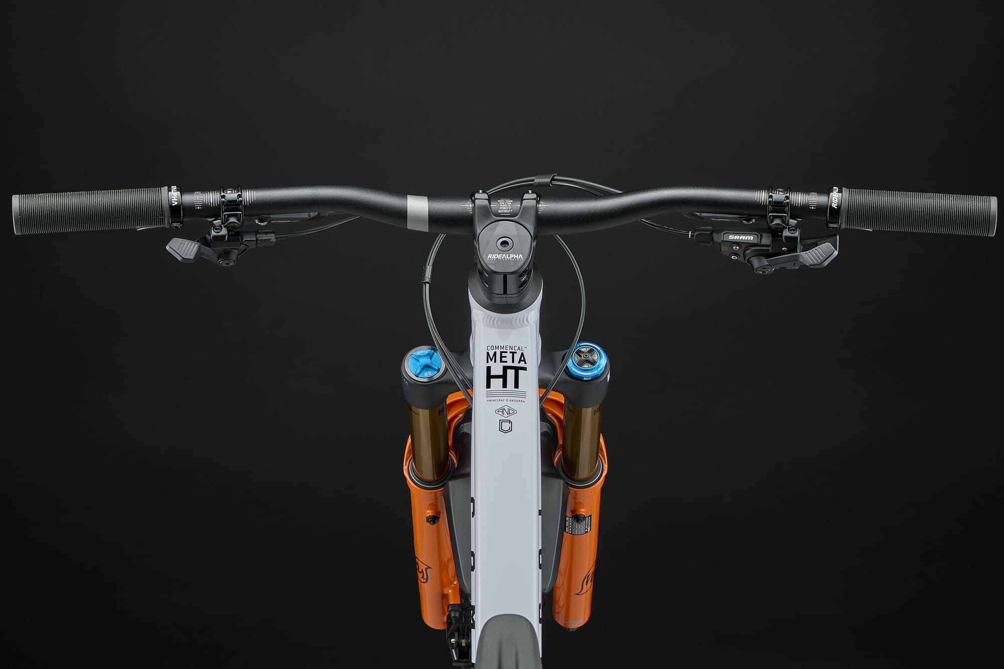 2025 COMMENCAL META HT V3 SIGNATURE PURE WHITE: Top USA Hardtail