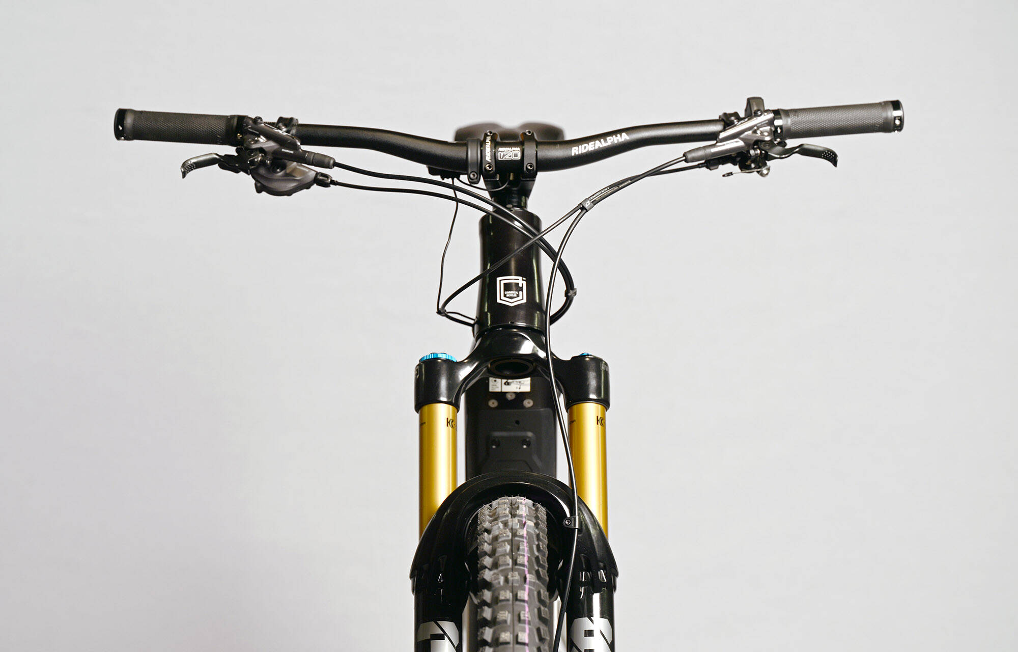COMMENCAL META POWER AM SHIMANO SIGNATURE BLACK & WHITE - L (21180703) 1168 km image large number 2