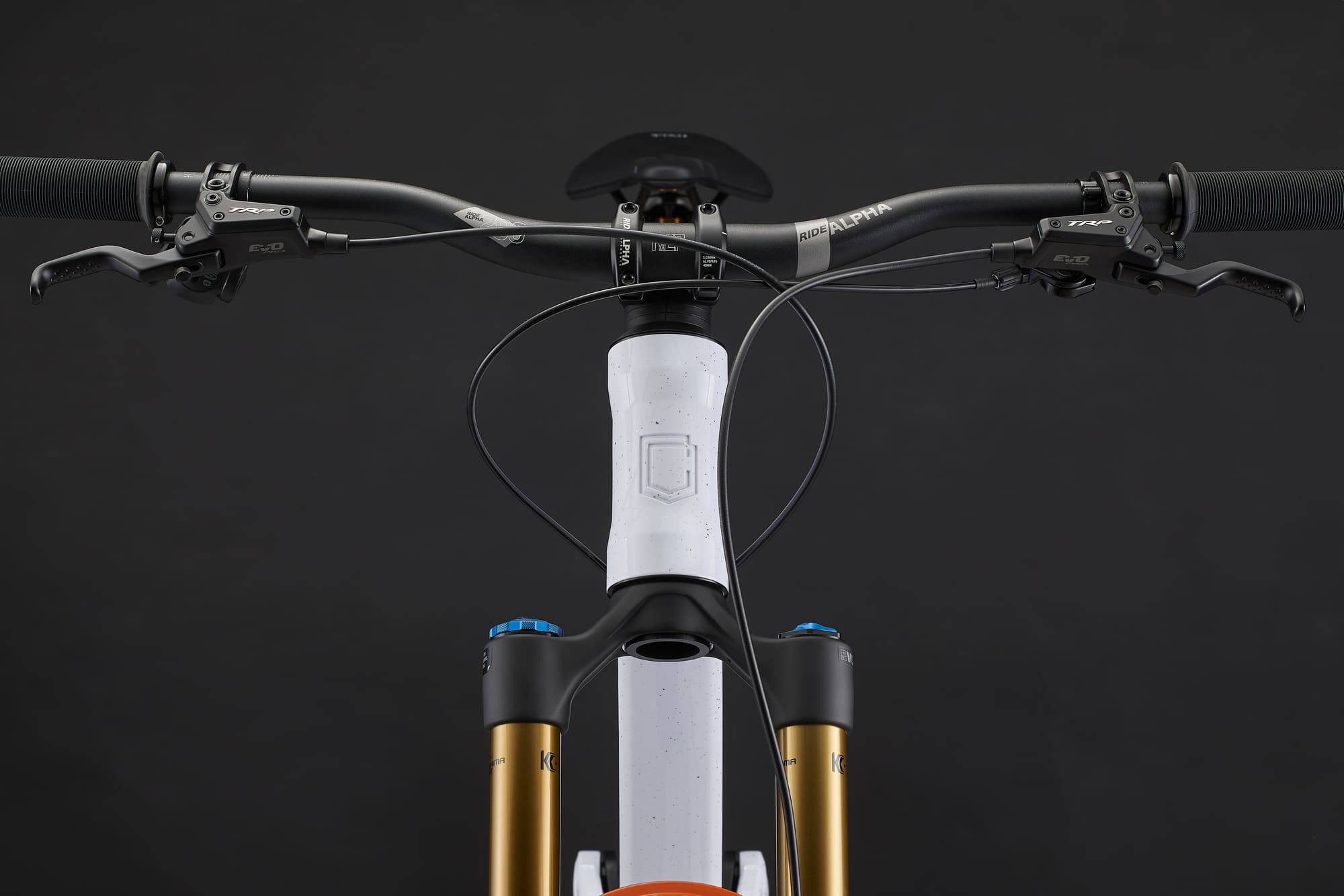 COMMENCAL META V5 SIGNATURE GLITTERY WHITE 2025 image large number 4