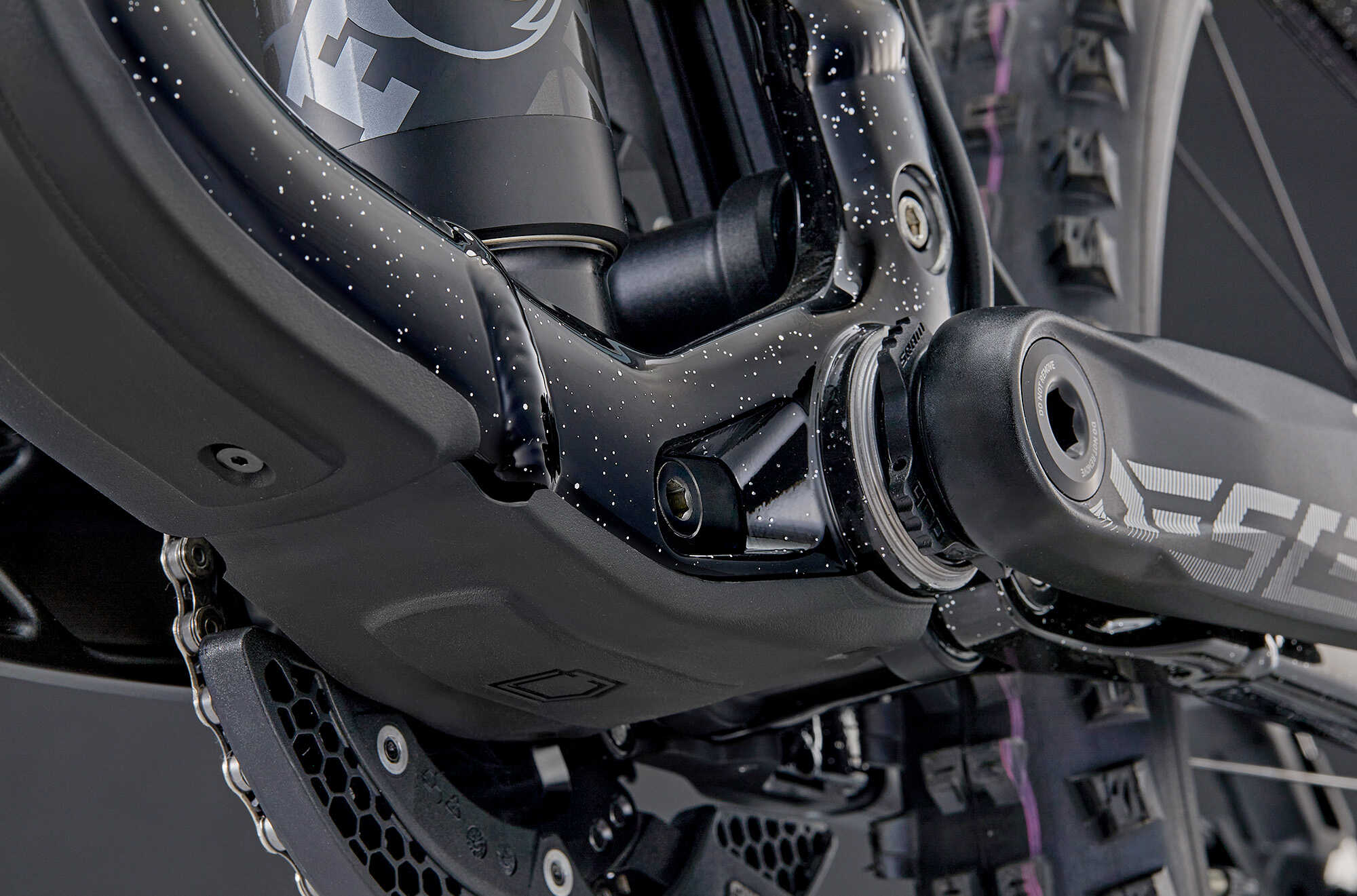 COMMENCAL SUPREME DH V5 SIGNATURE LTD GLITTERY BLACK 2025 image large number 8