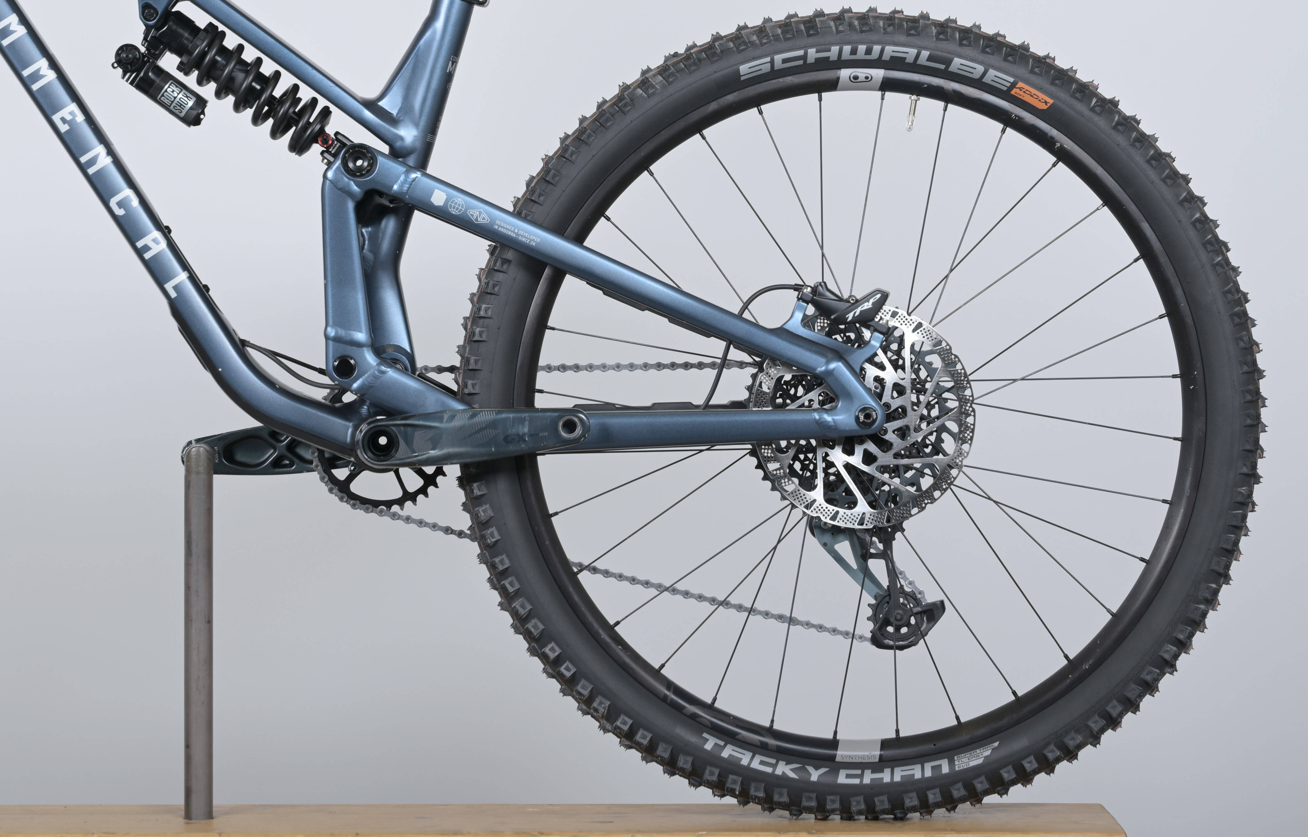 COMMENCAL META V5 RACE SPARKLY BLUE - M (23121302) image large number 3