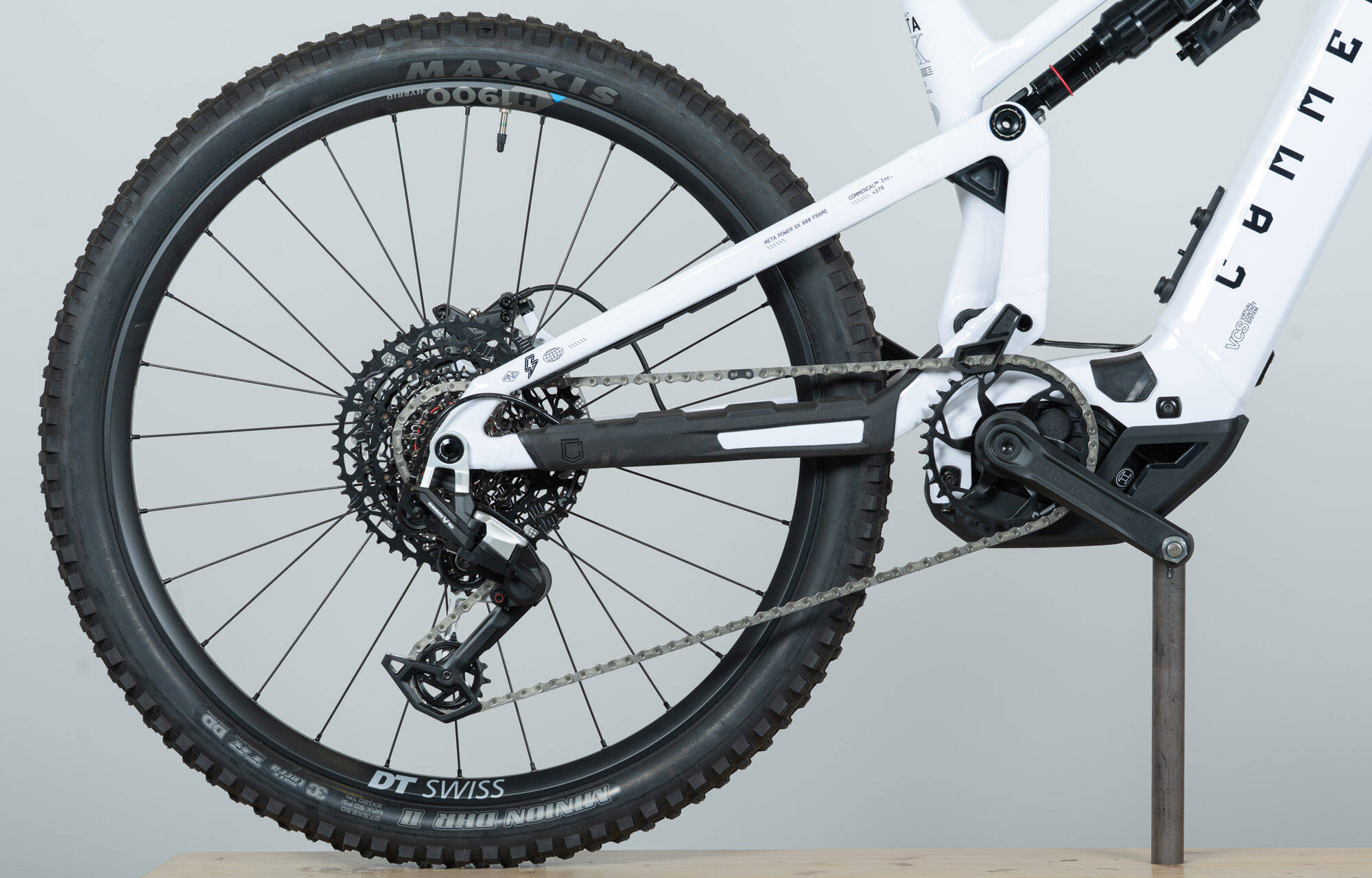 COMMENCAL META POWER SX 800 ROCKSHOX PURE WHITE - M (25180102) 1 km image large number 0
