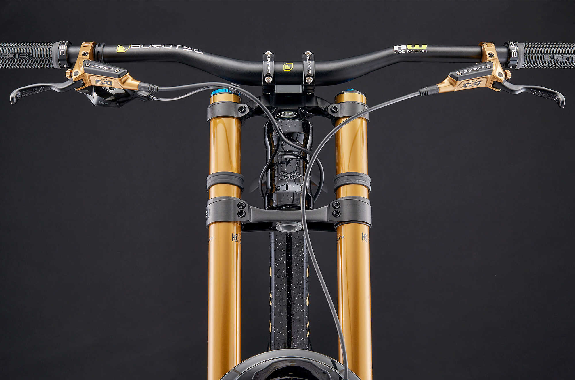 COMMENCAL SUPREME DH V5 SIGNATURE LTD GLITTERY BLACK 2025 image large number 4