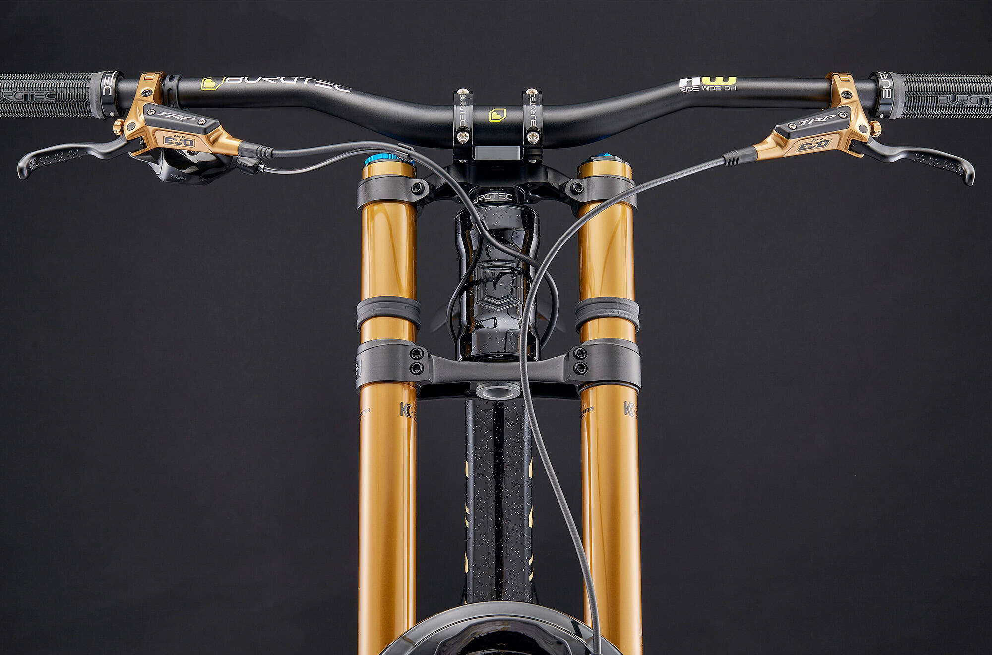COMMENCAL SUPREME DH V5 SIGNATURE LTD GLITTERY BLACK 2025 image large number 4
